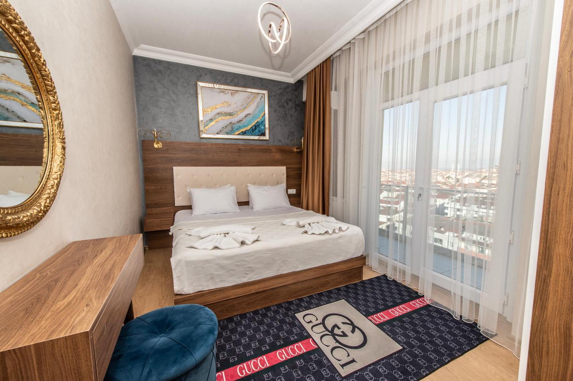 Deluxe Suite Sea View