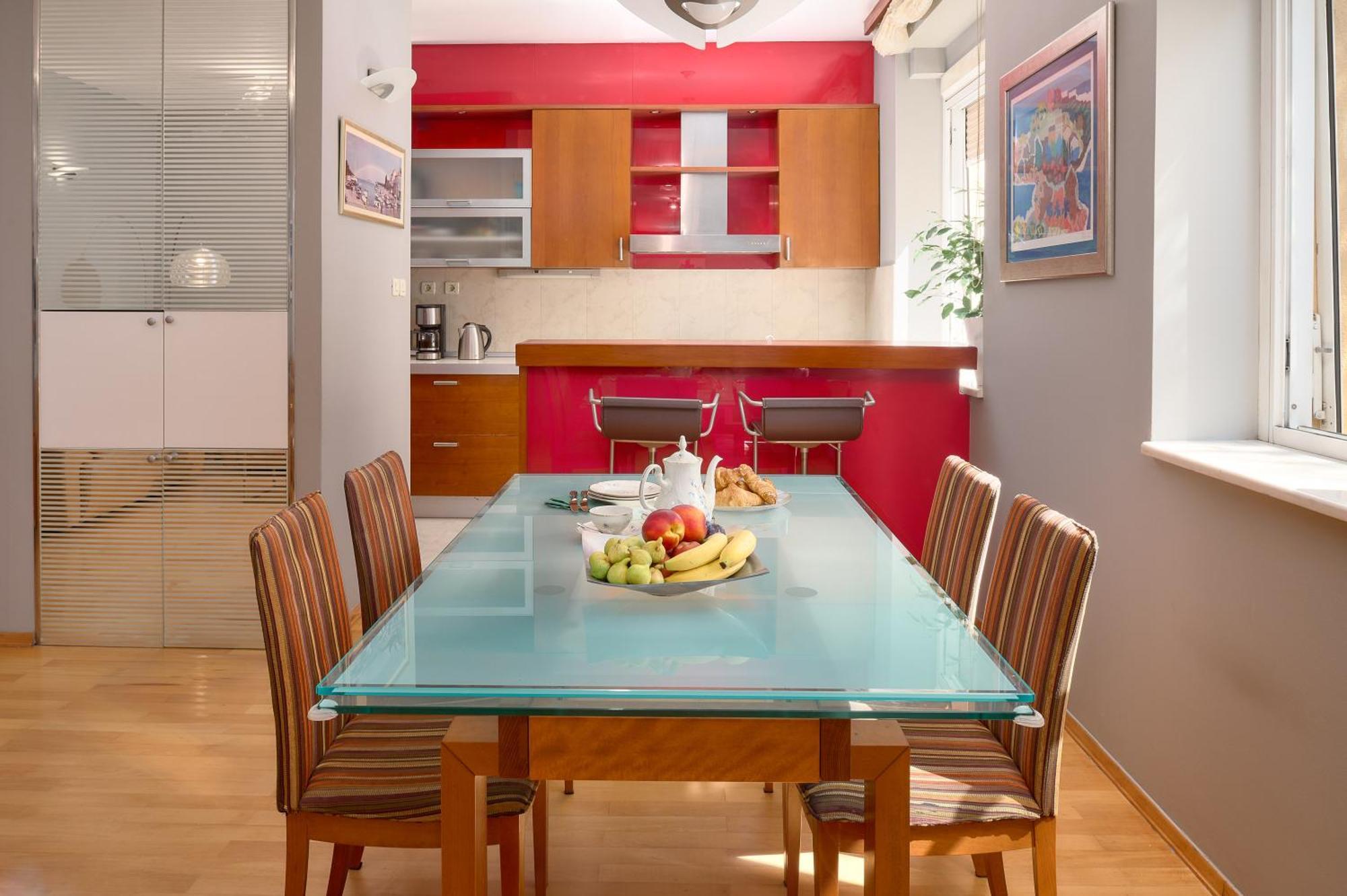 Three-Bedroom Superior Apartment