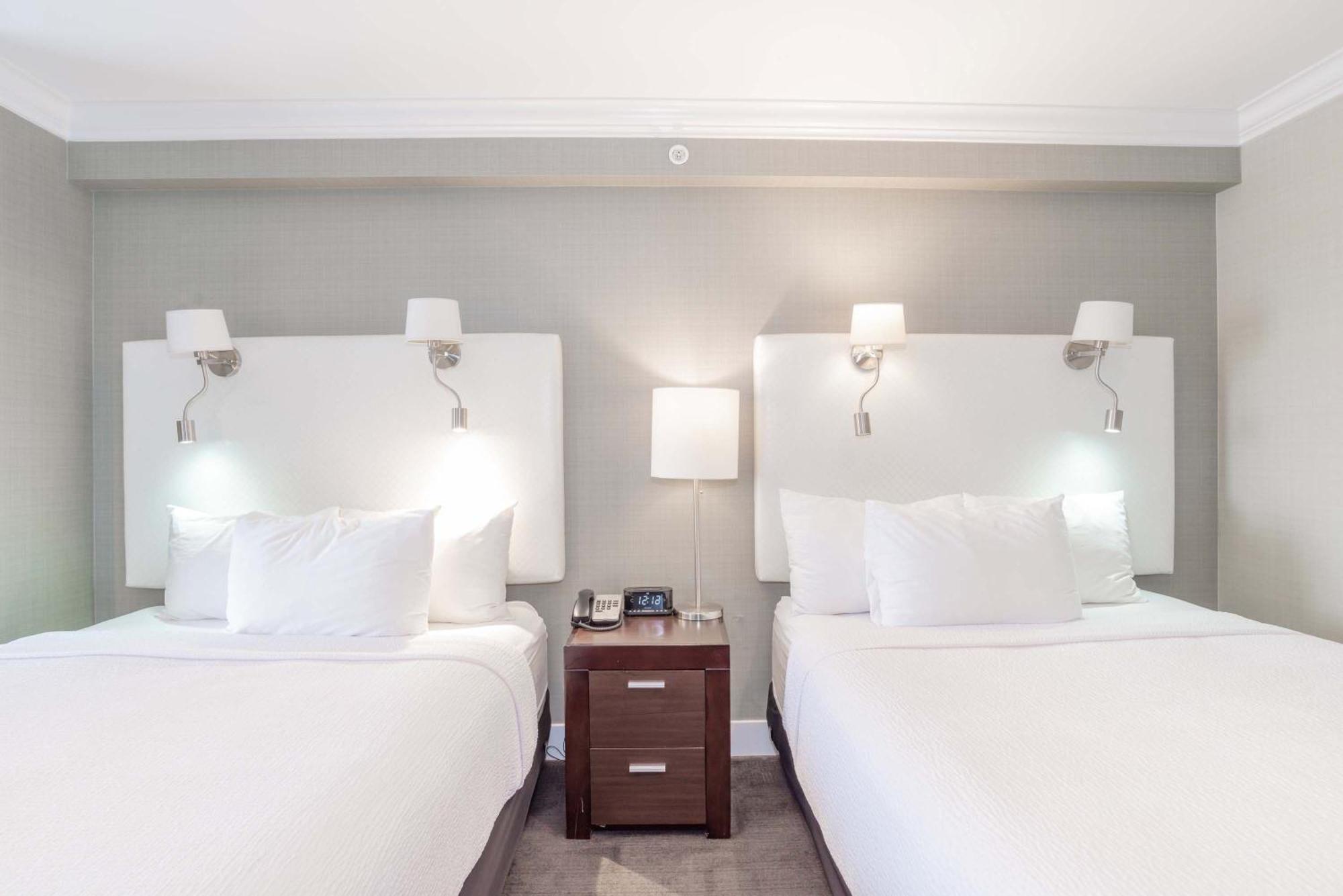 Grand Room 2 Queen Beds