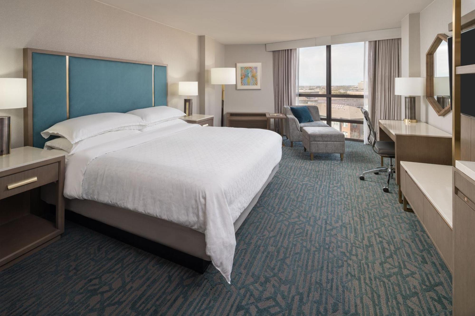Club level Guest room 1 King