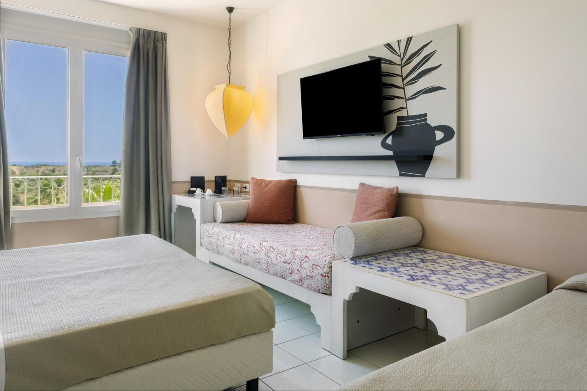 Chambre Quadruple Supérieure - Vue sur Mer