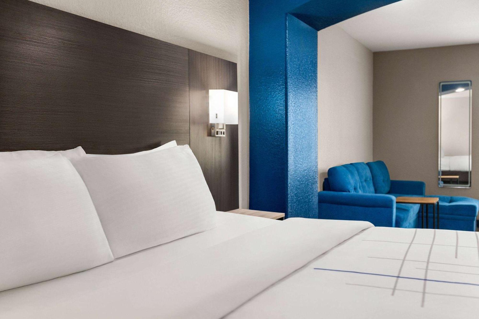 Executive King Room