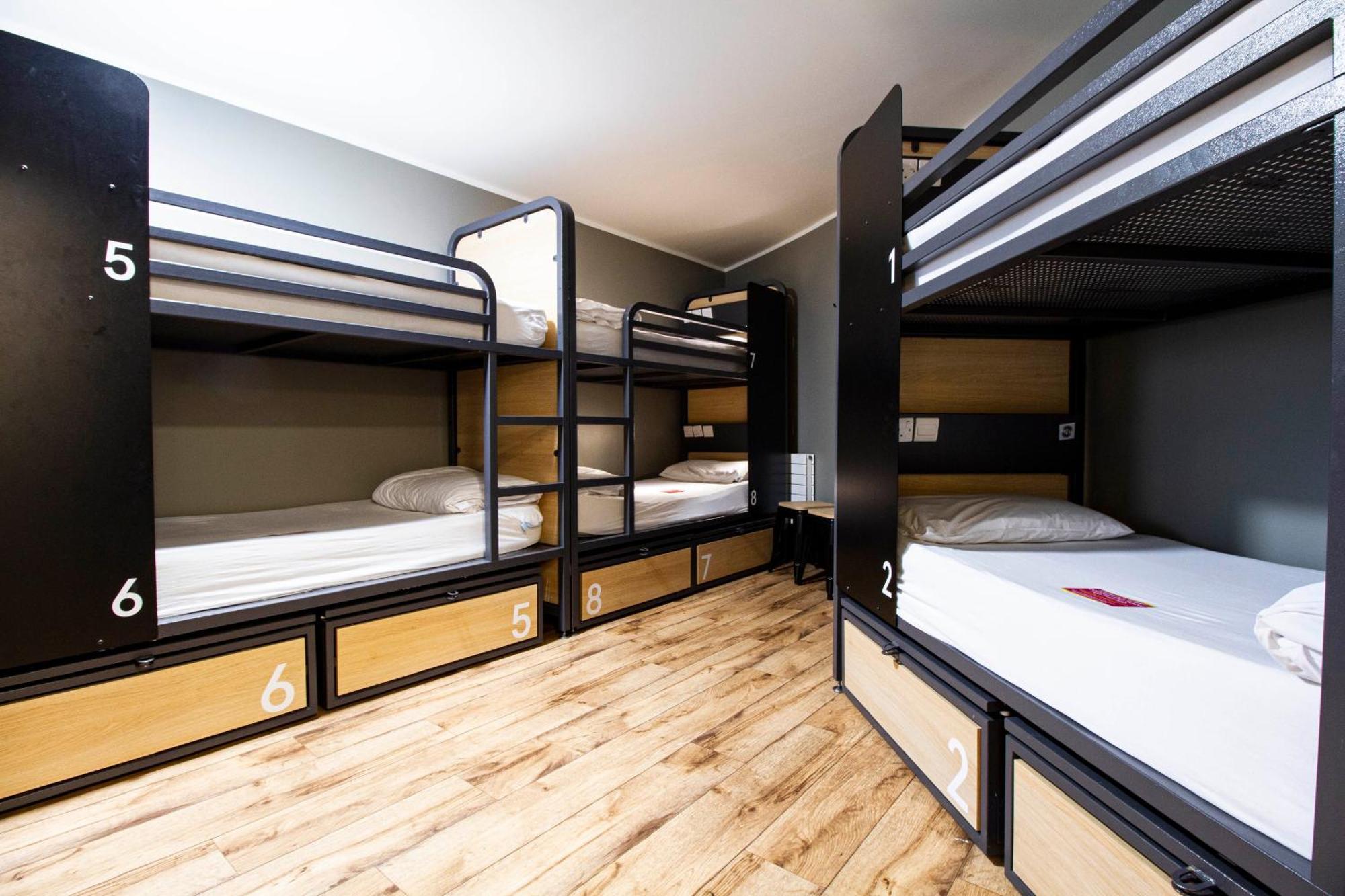 Bed Mixed Dorm