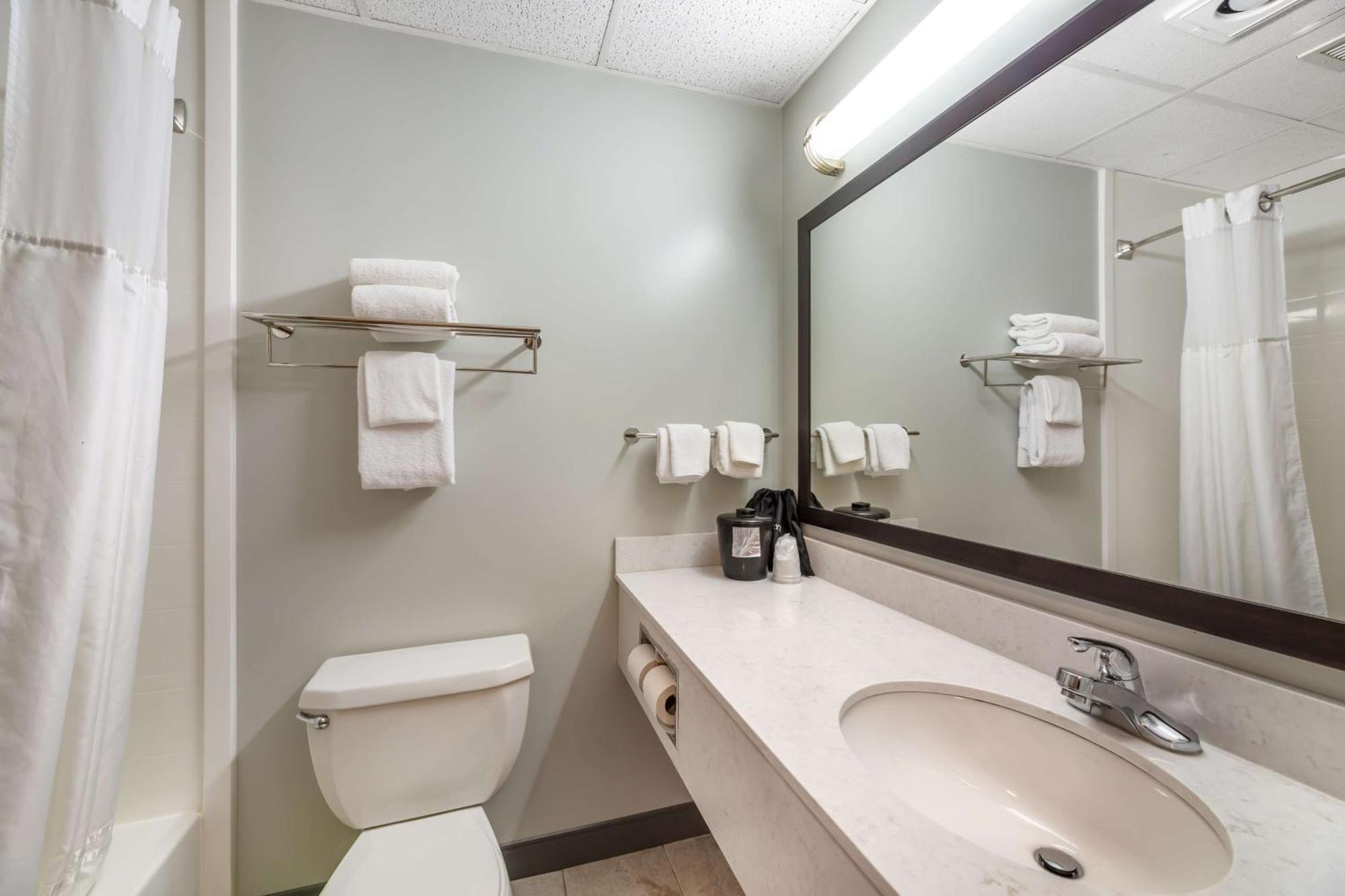 Quadruple Room Two Double Beds Non-Smoking