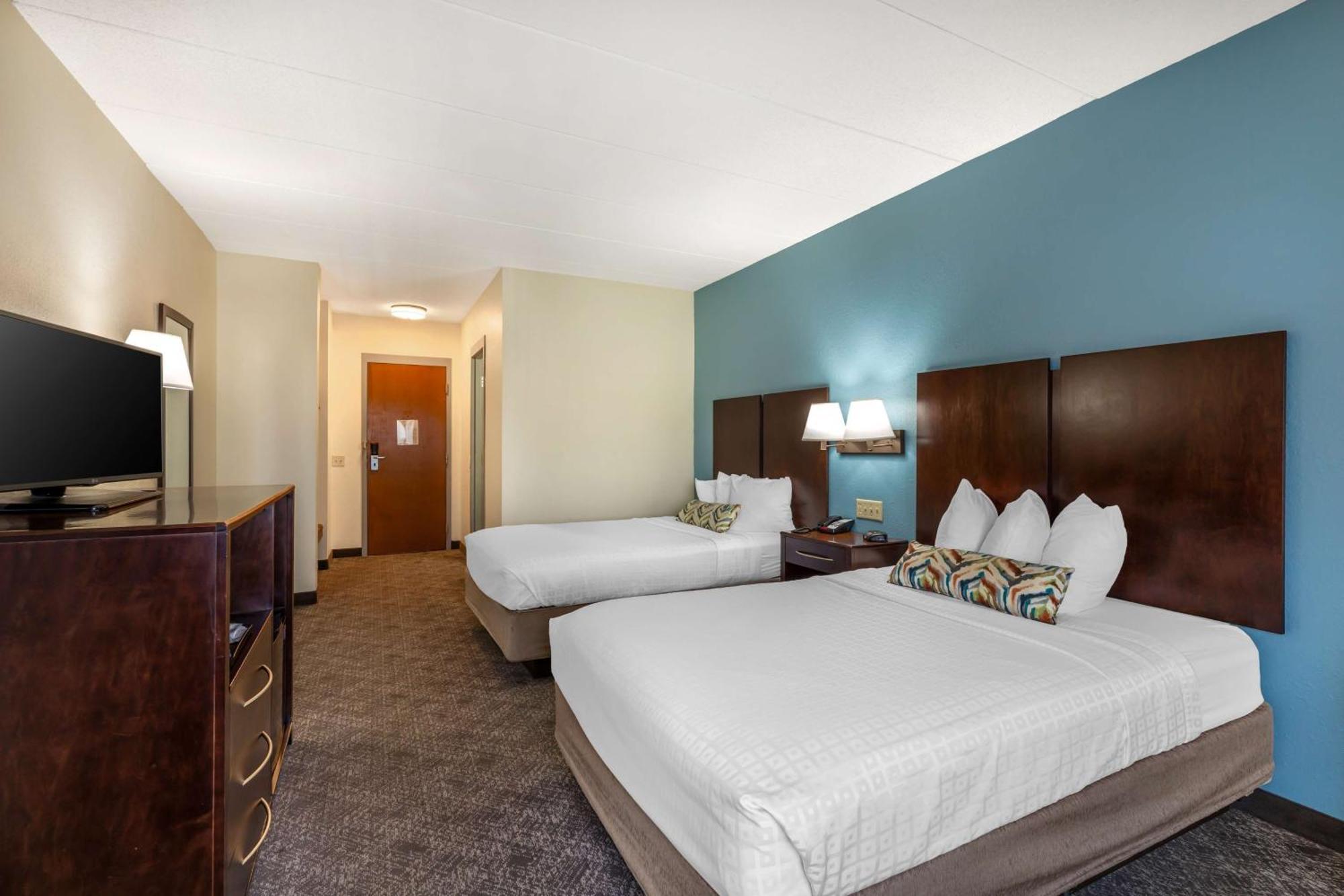 Quadruple Room Two Double Beds Non-Smoking