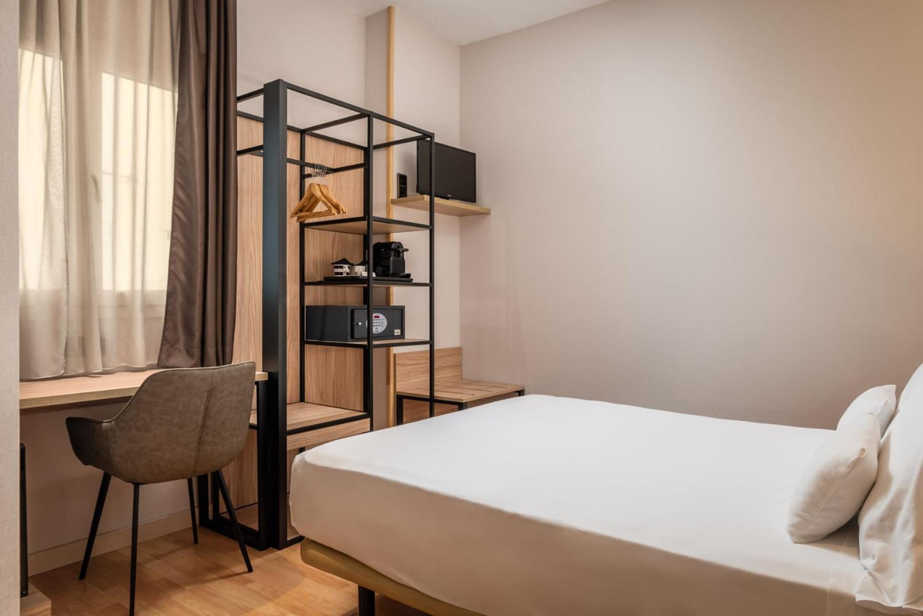 Small Double Room
