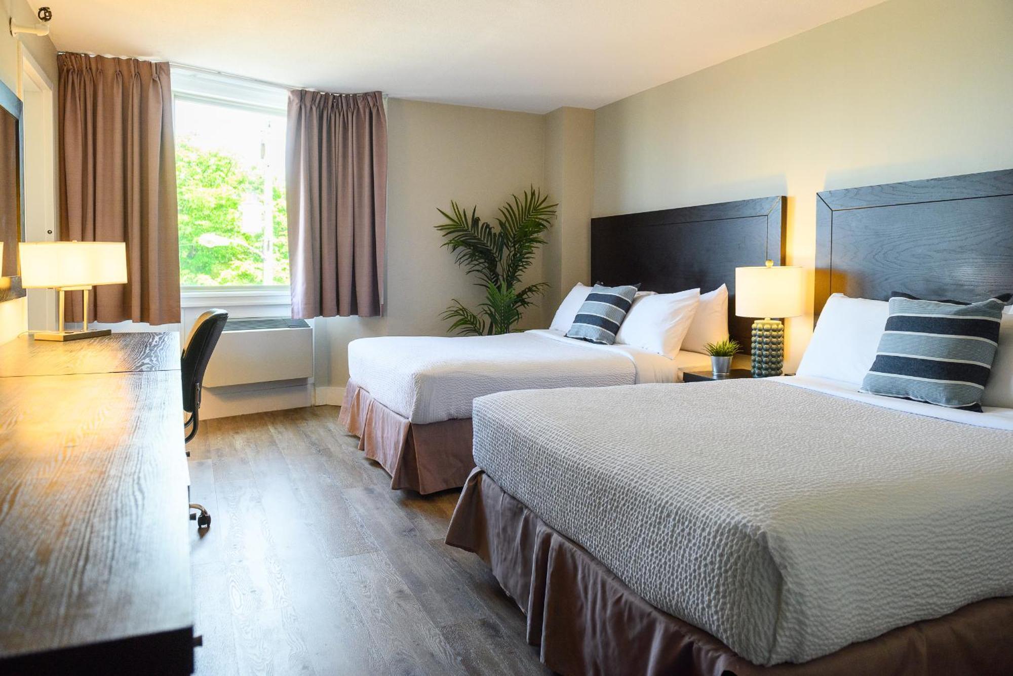 Standard Queen Room with Two Queen Beds