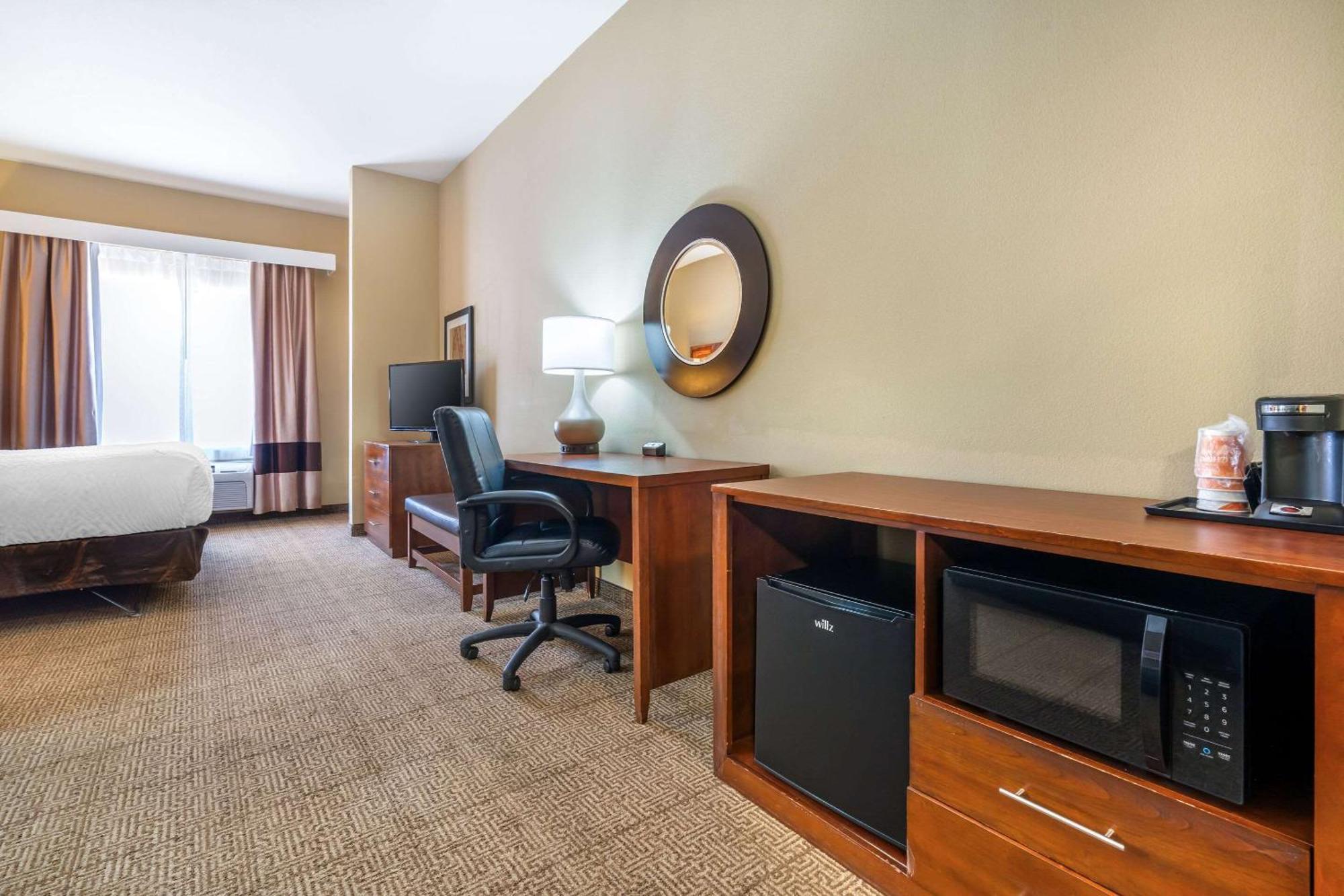 King Suite Disability Access or Non-Smoking