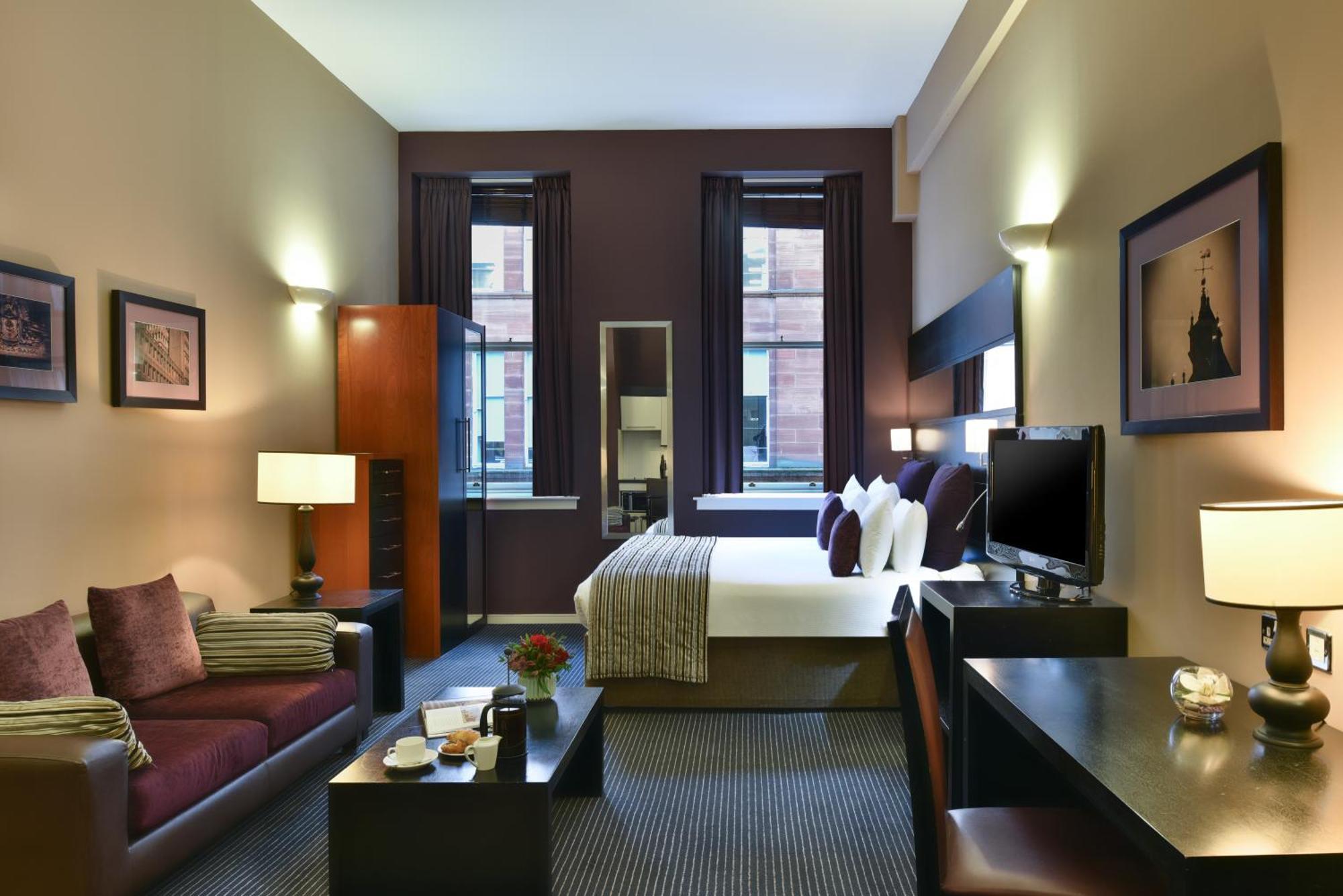 Studio Apartment
