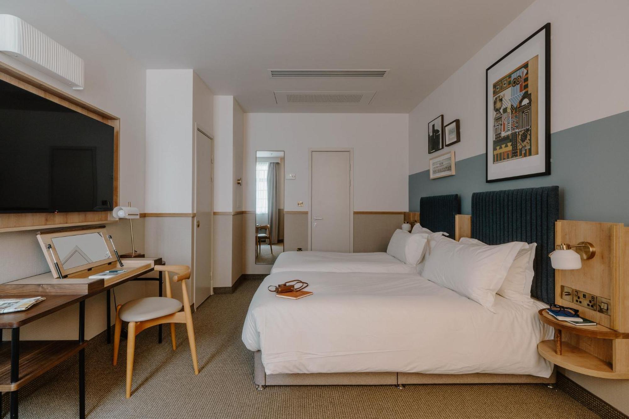 Superior Queen Room
