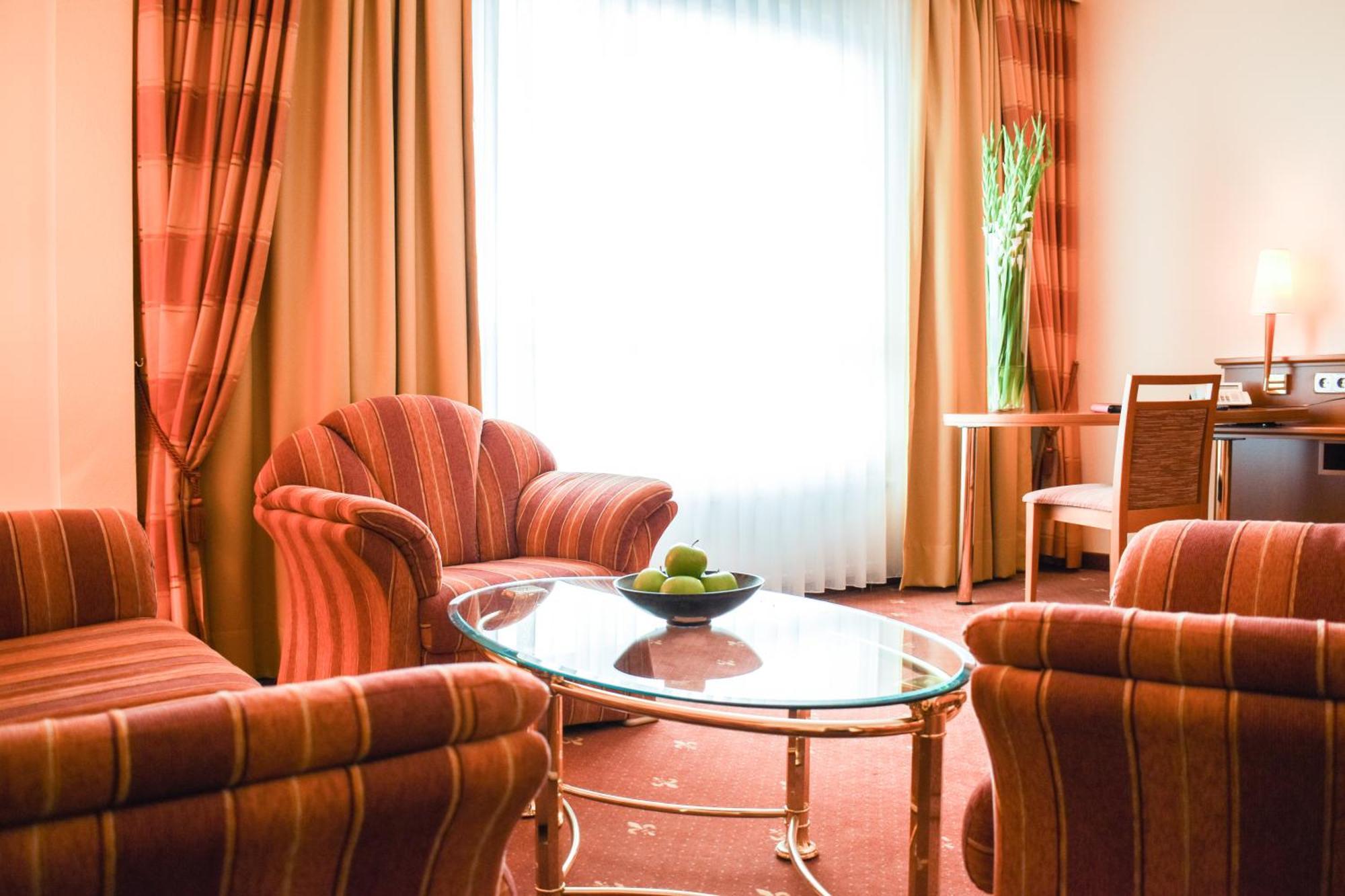 One-Bedroom Suite