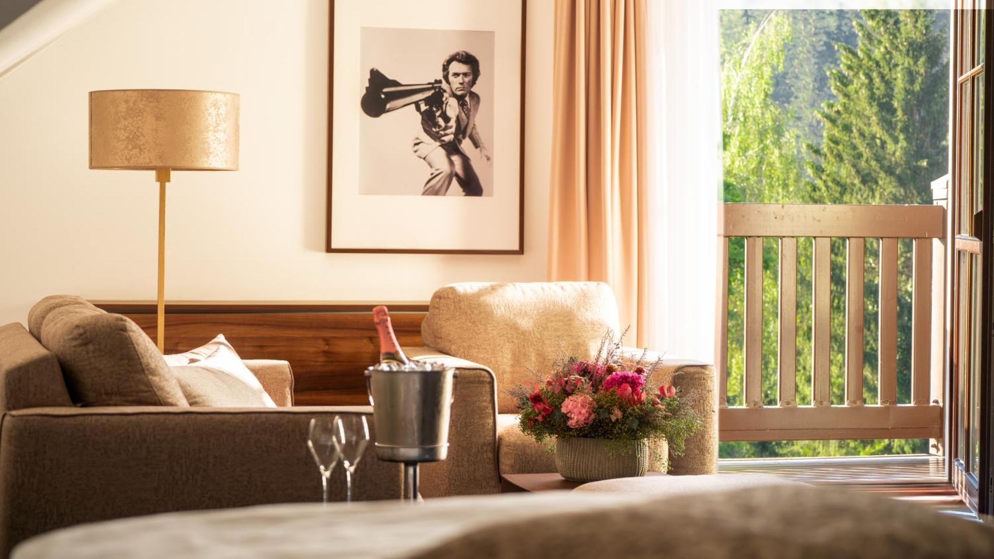 Suite Savoy mit Balkon (4 Erwachsene)