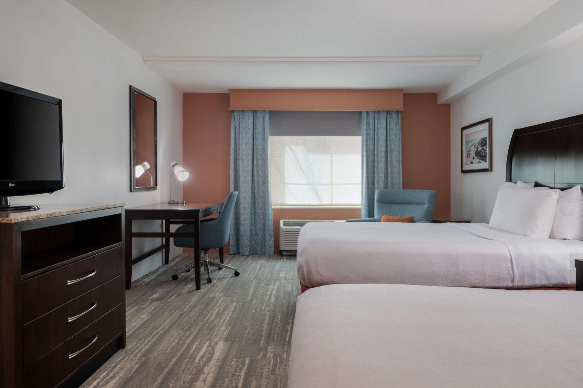 Queen Room Two Queen Beds