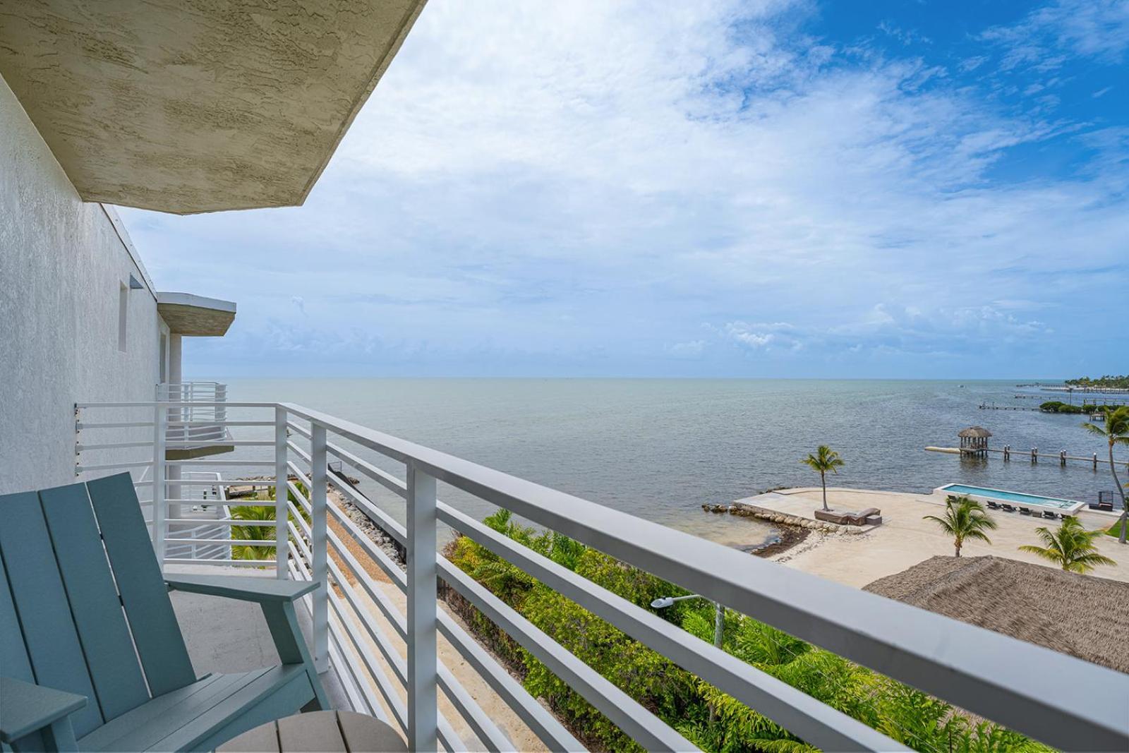 Room Two Double Beds Ocean View