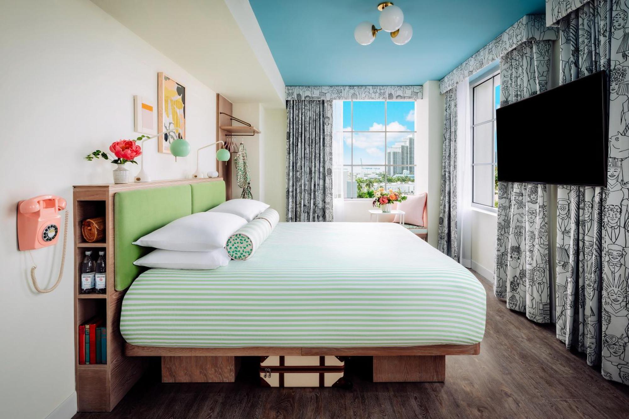 Standard King Room