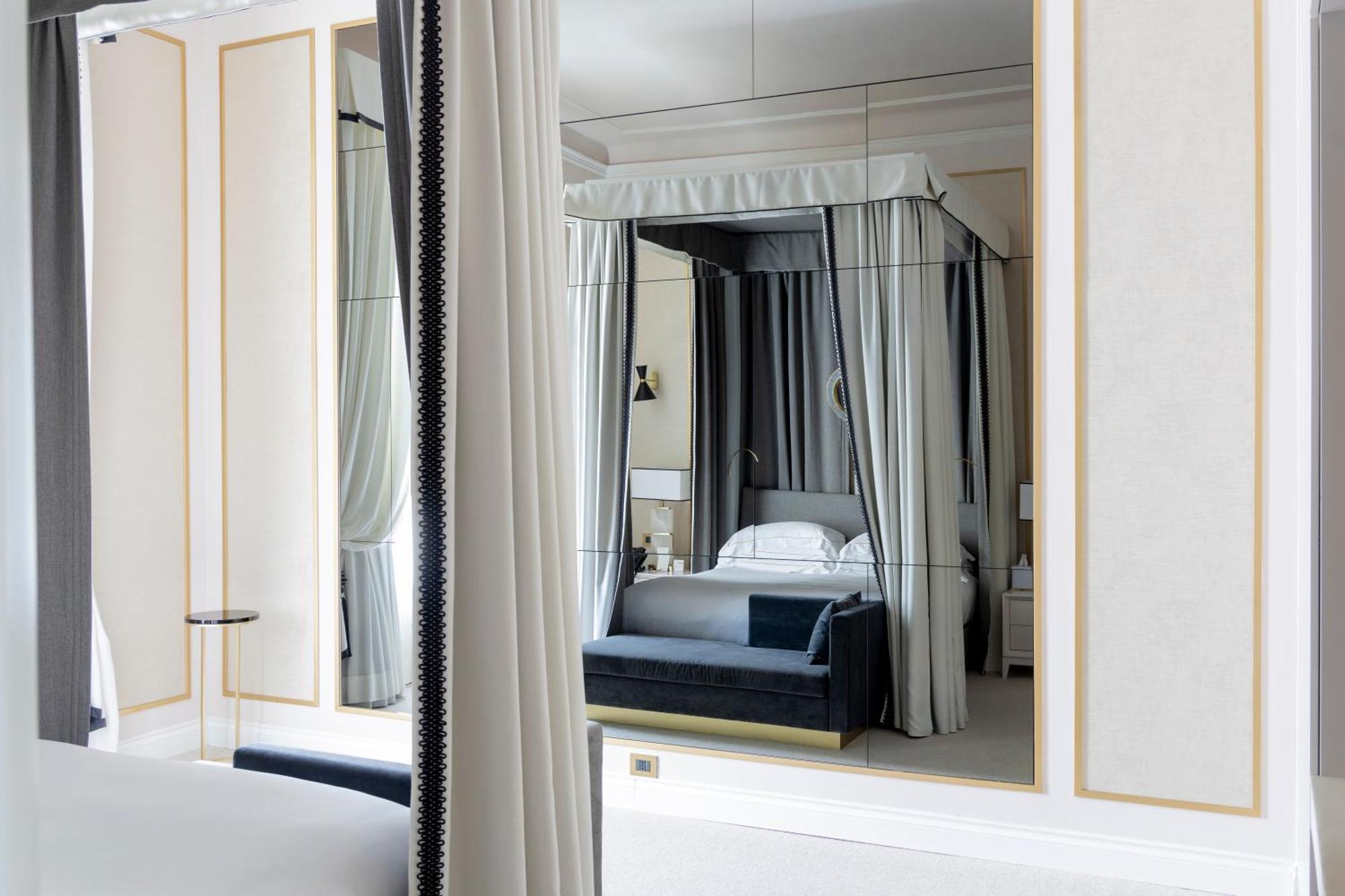 One-Bedroom Suite Partial Sea View