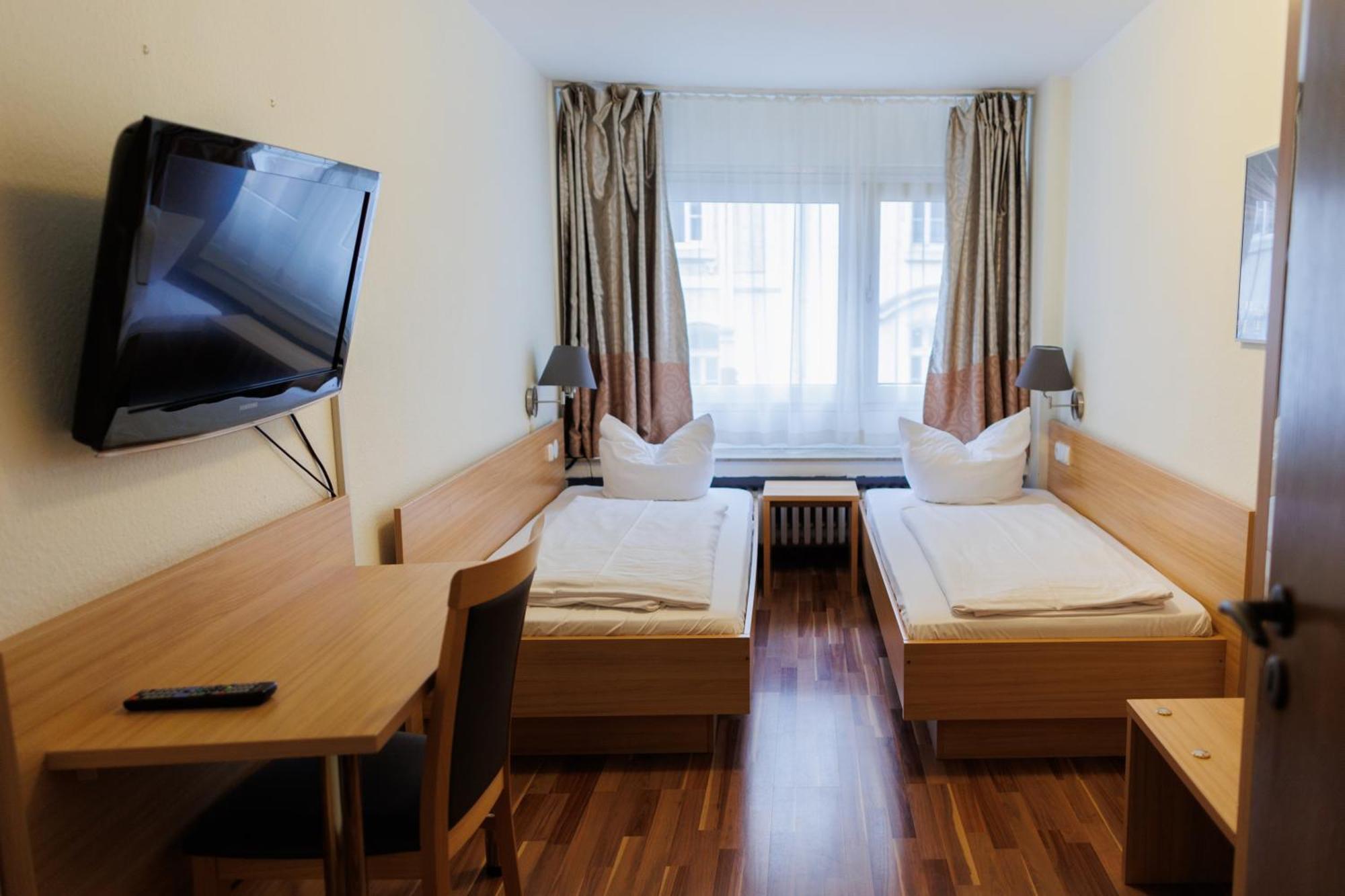Economy Twin Room