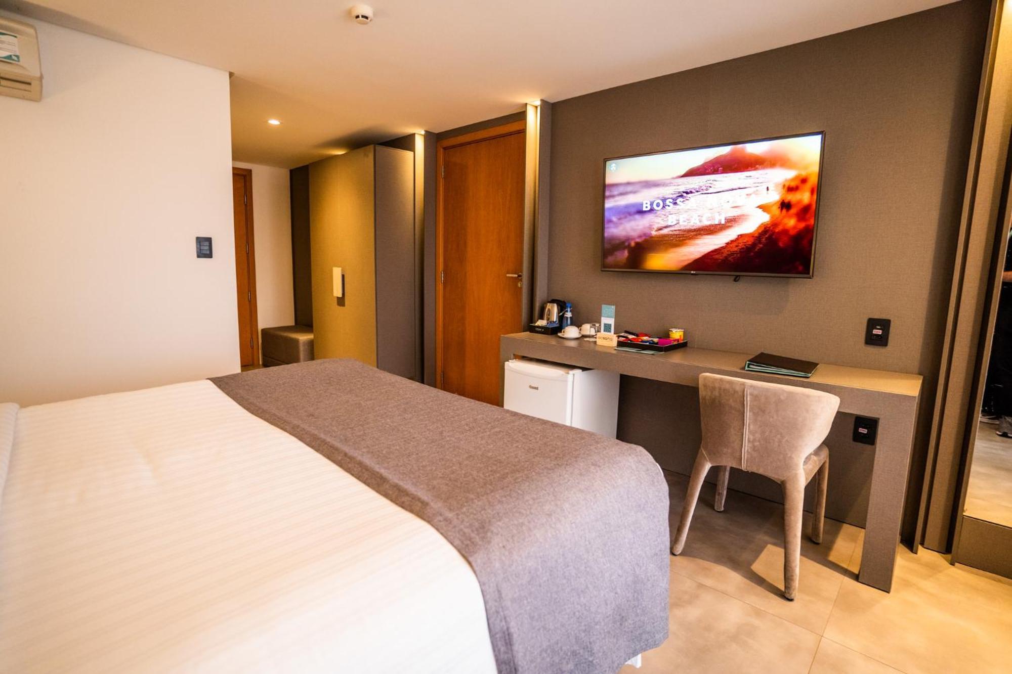 Deluxe Double Room Side Sea View