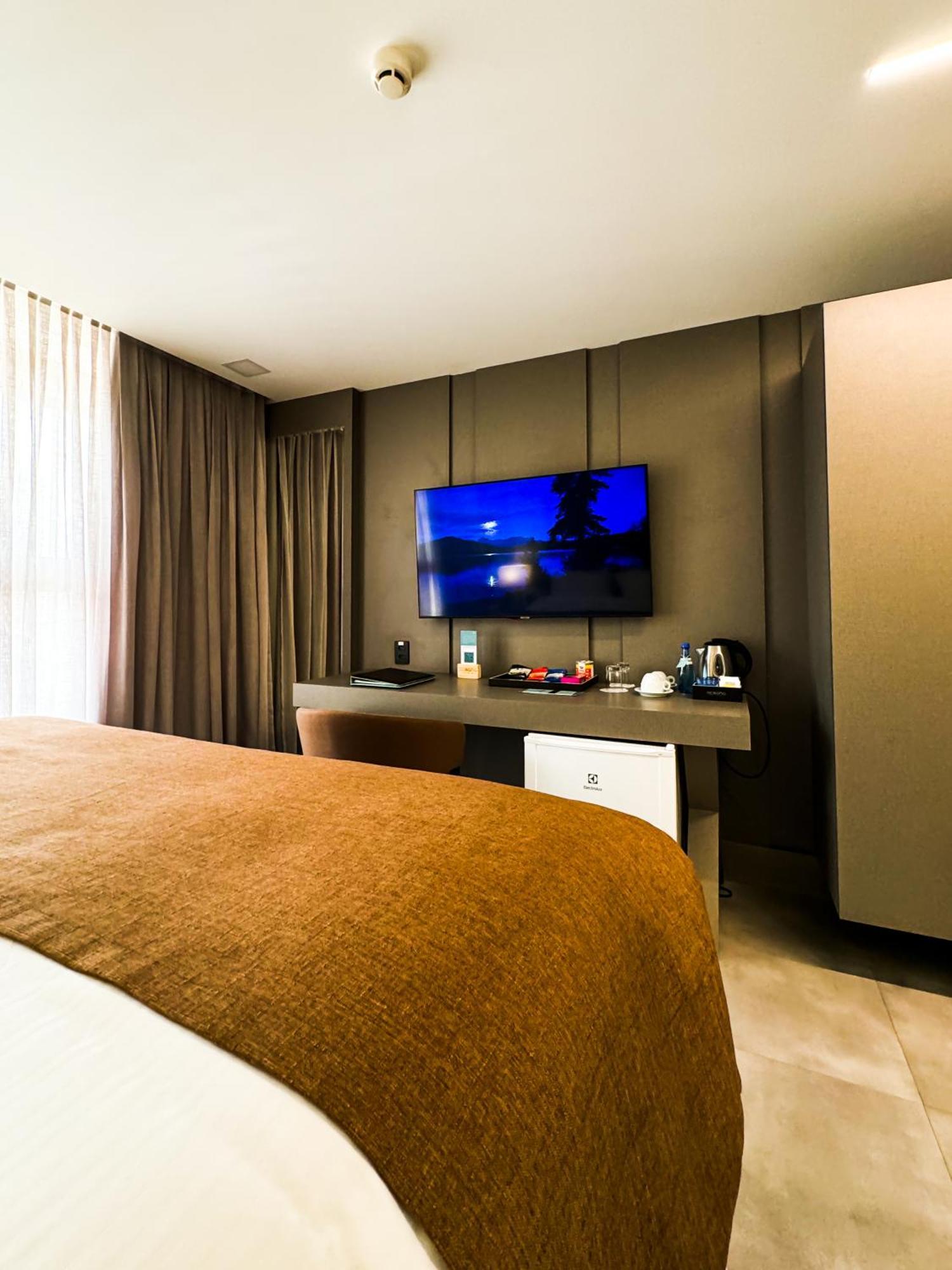 Deluxe Double Room Side Sea View