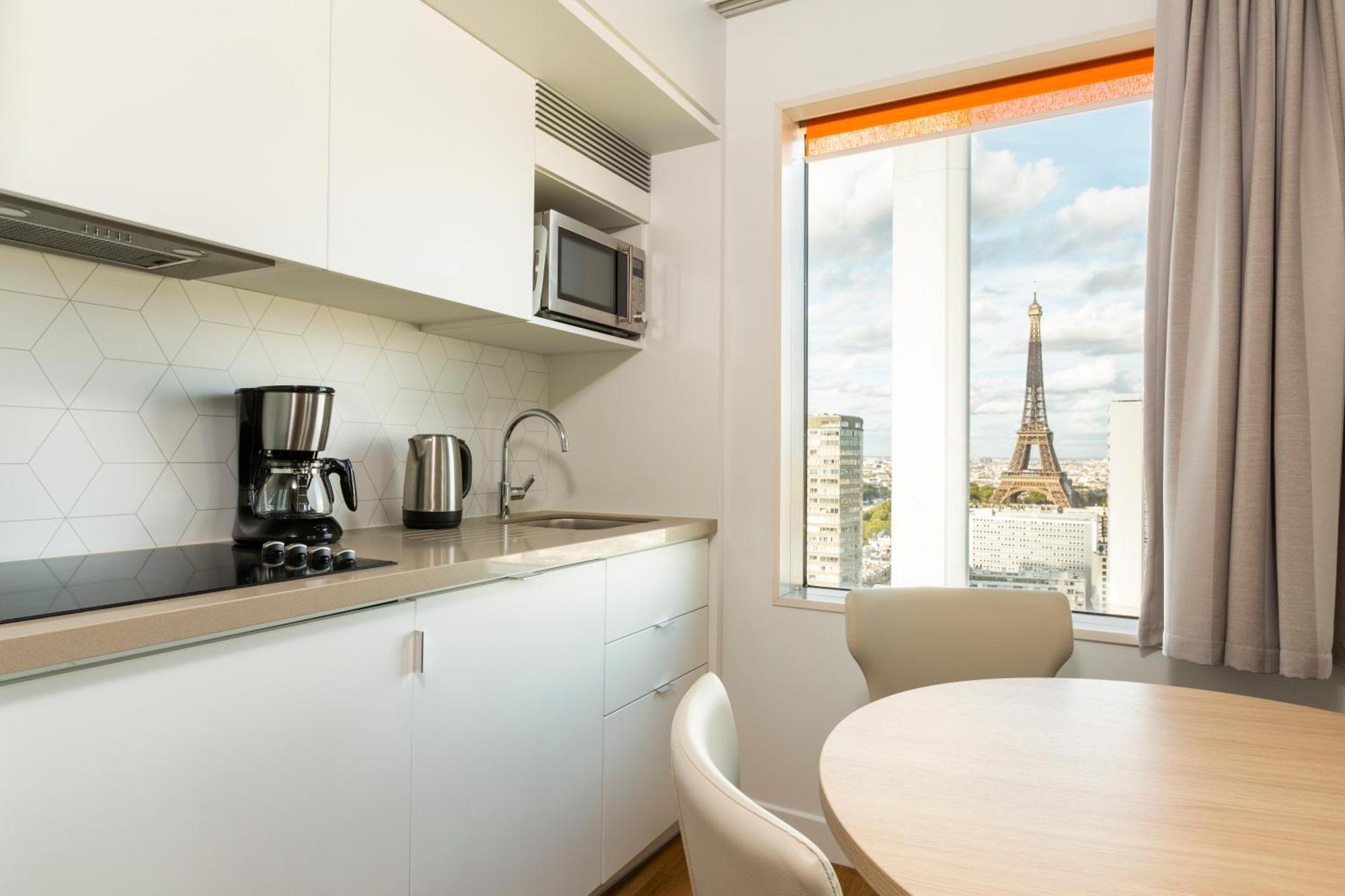 One-Bedroom Apartment View on Eiffel Tower
