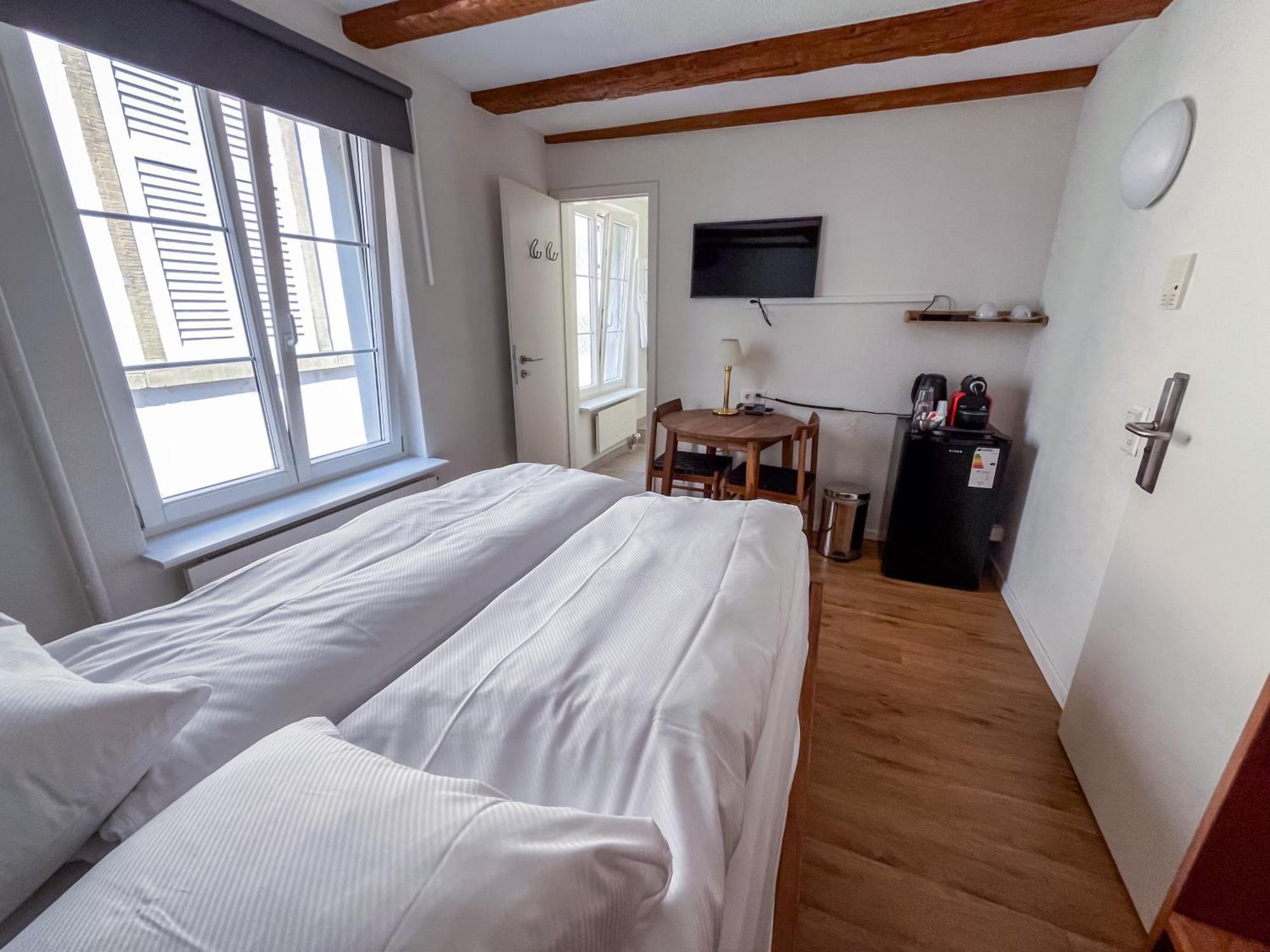 Basic Double Room