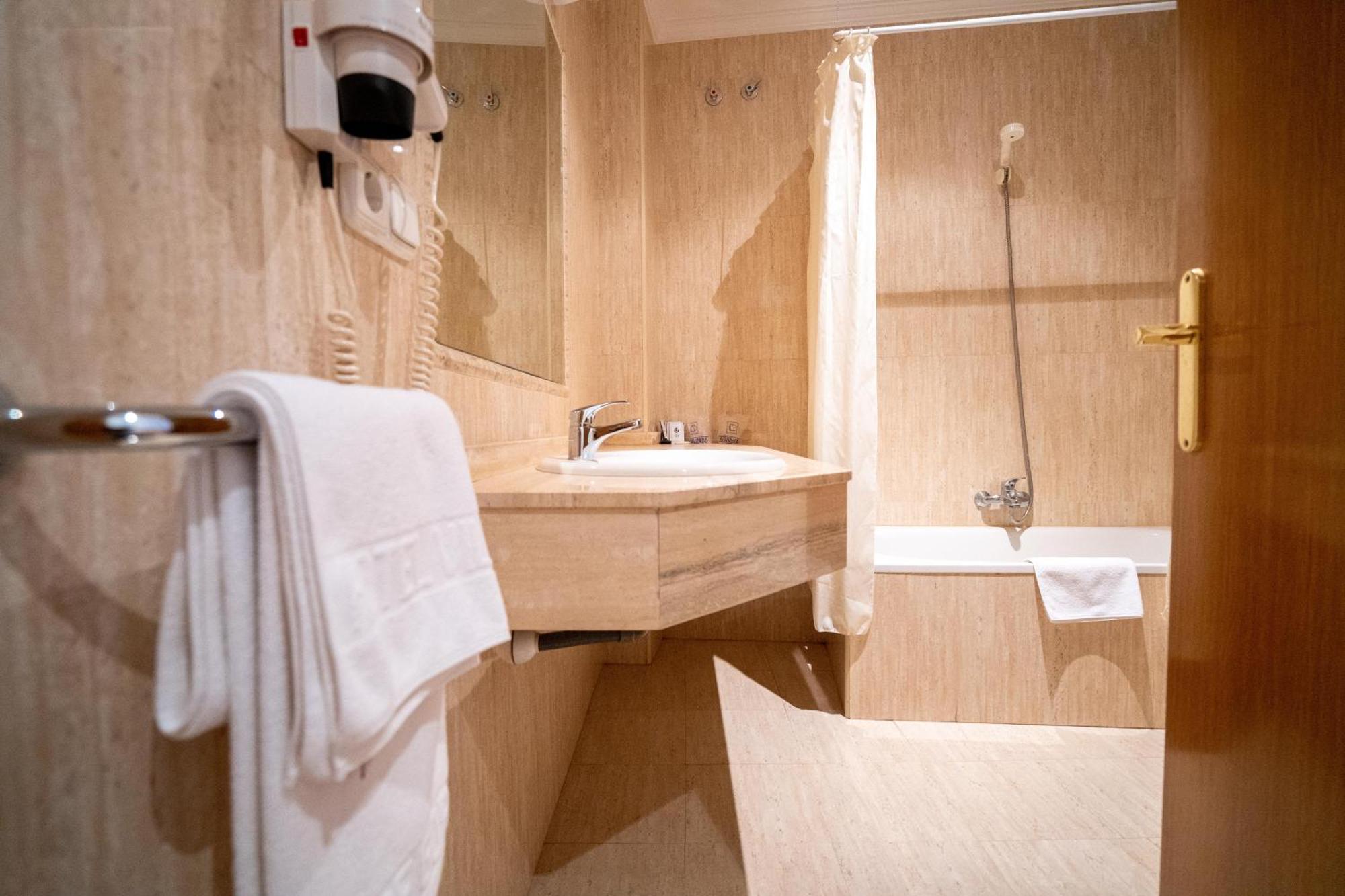 Habitación Triple con baño privado