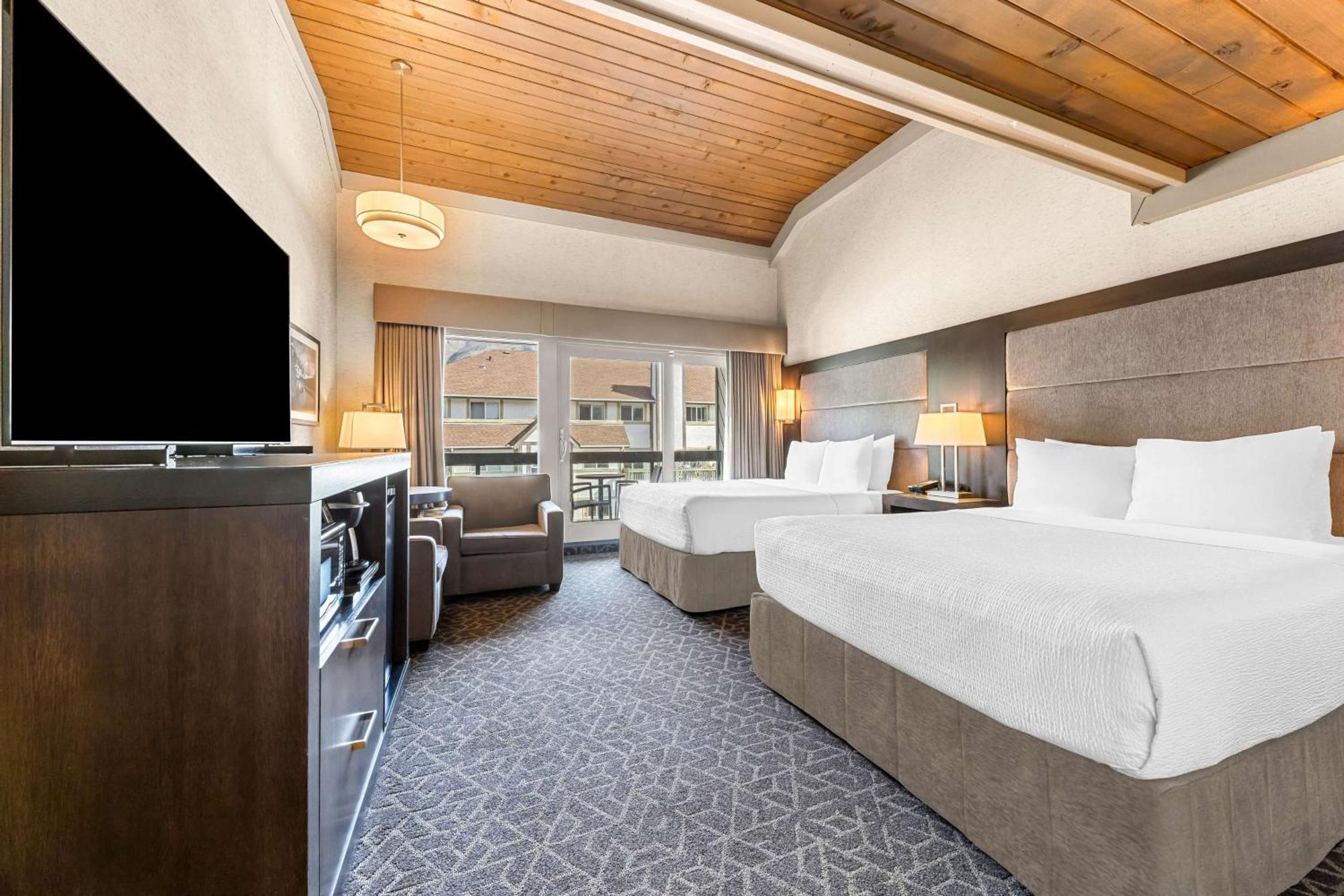 Queen Room Two Queen Beds Non-Smoking