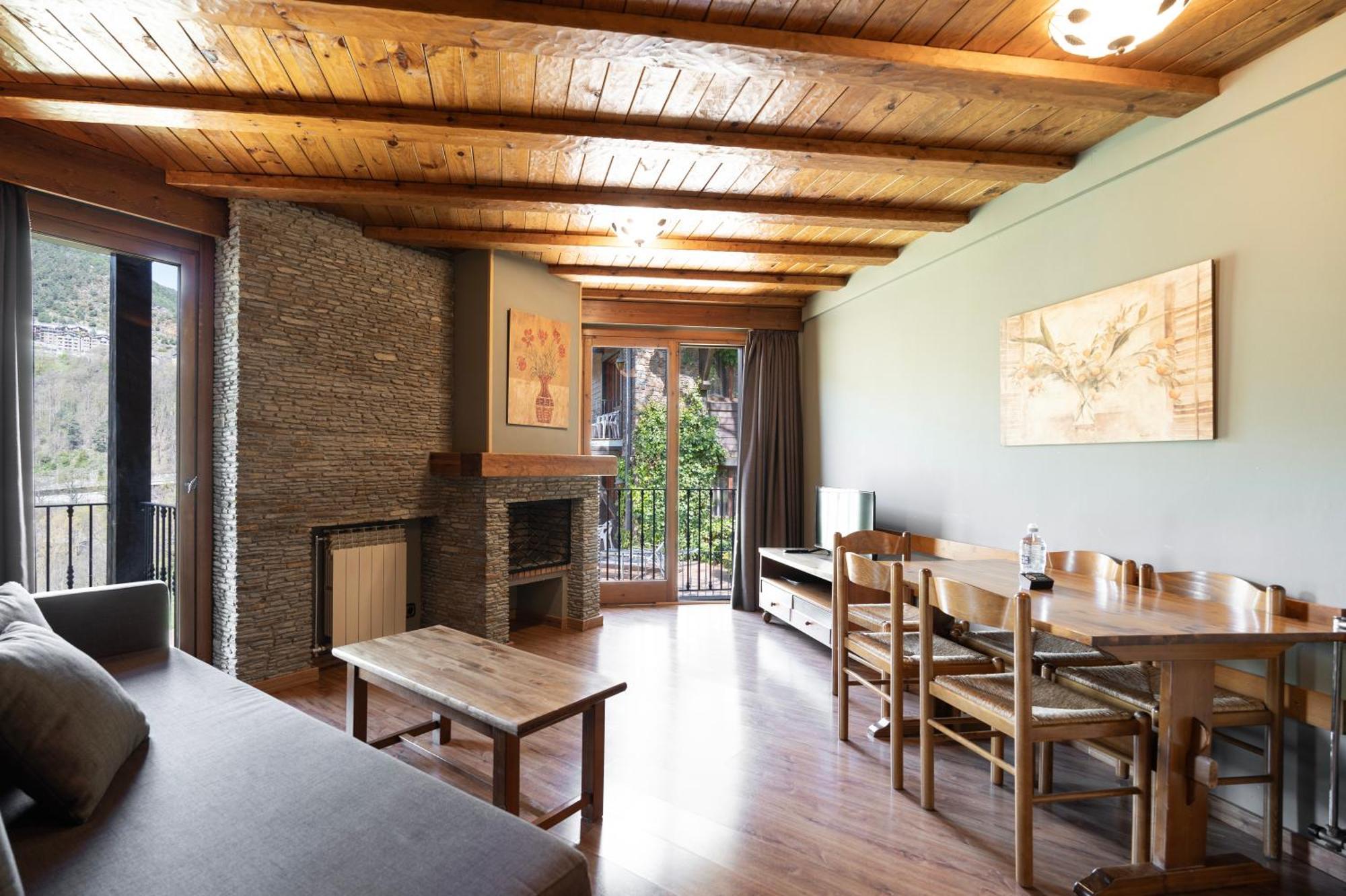 Apartment Club Access
