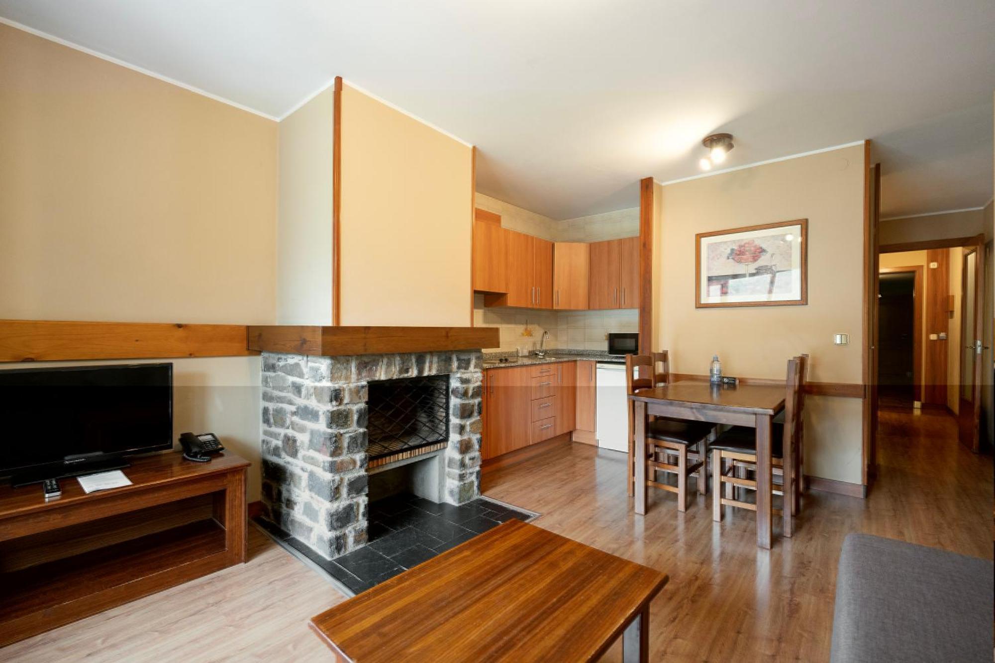 Apartment Club Access