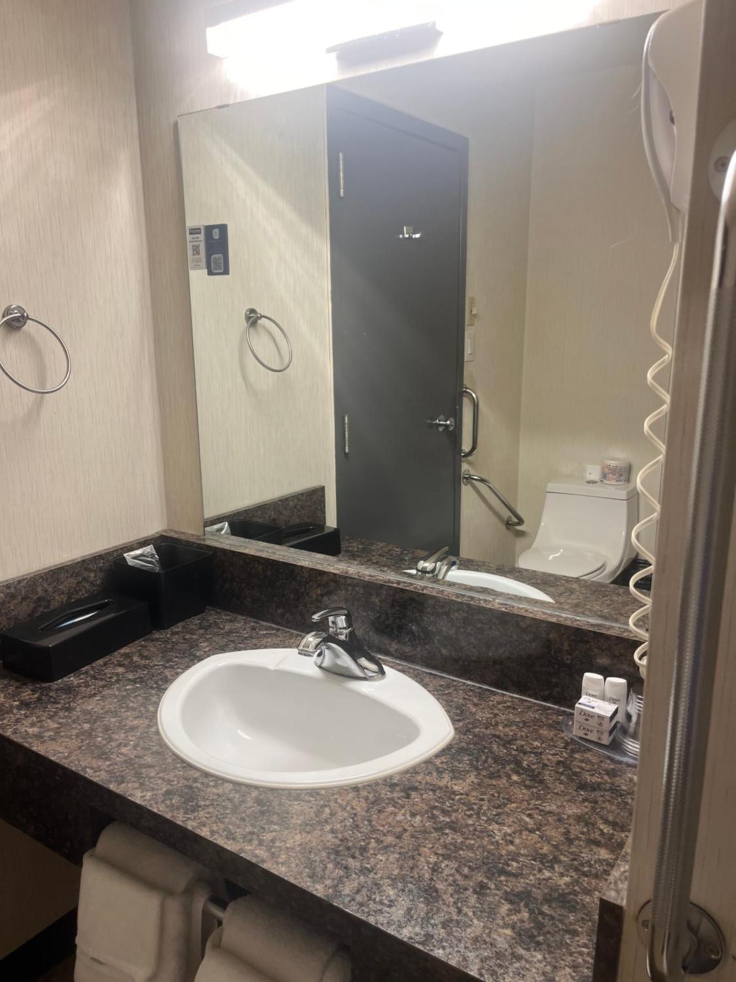 Queen Room Two Queen Beds Mobility Access or Non-Smoking