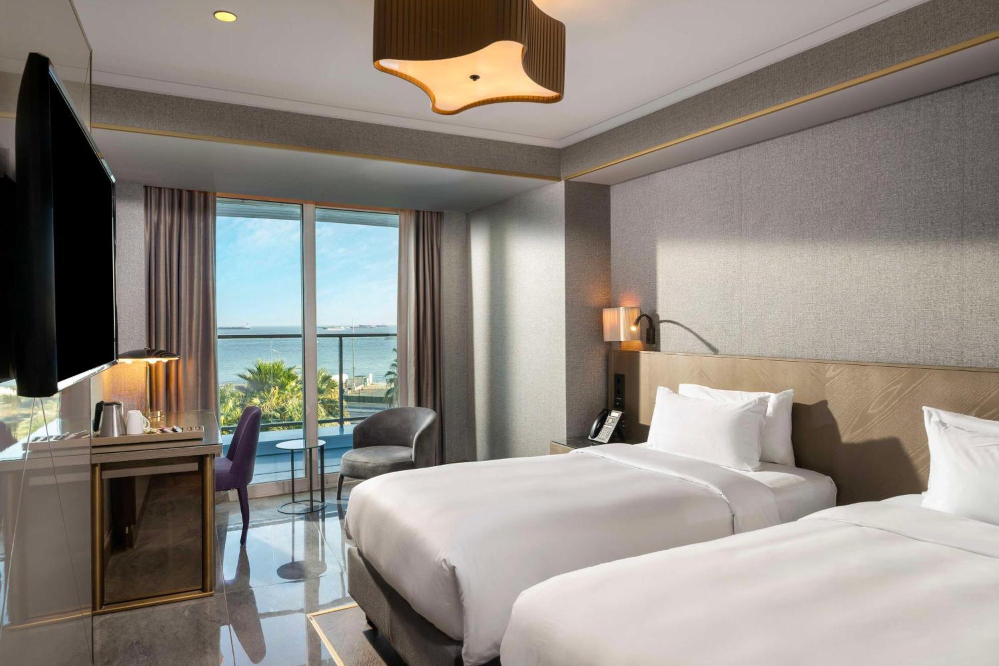 Premium Room Balcony Sea View