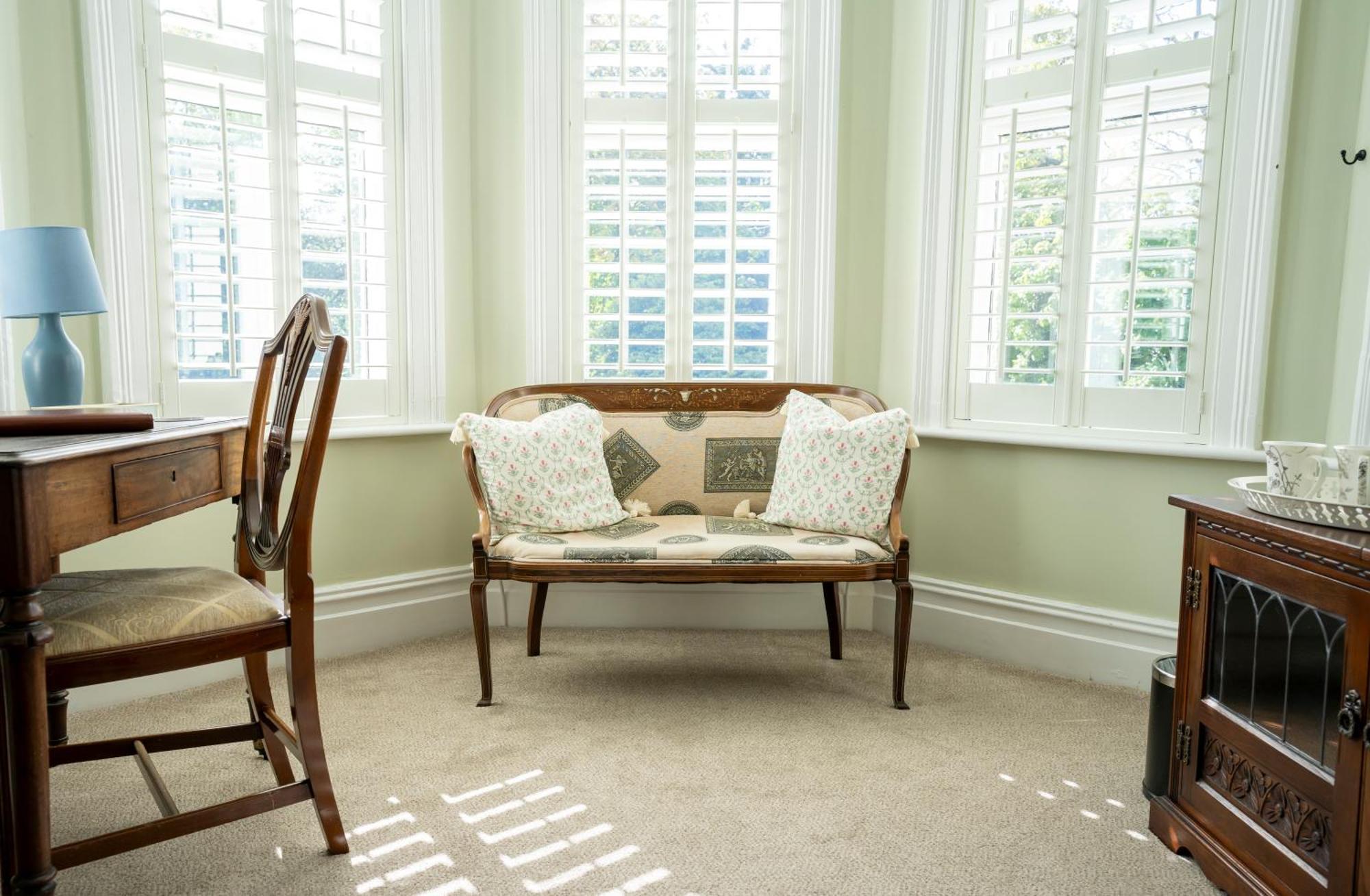 King Room with Garden View