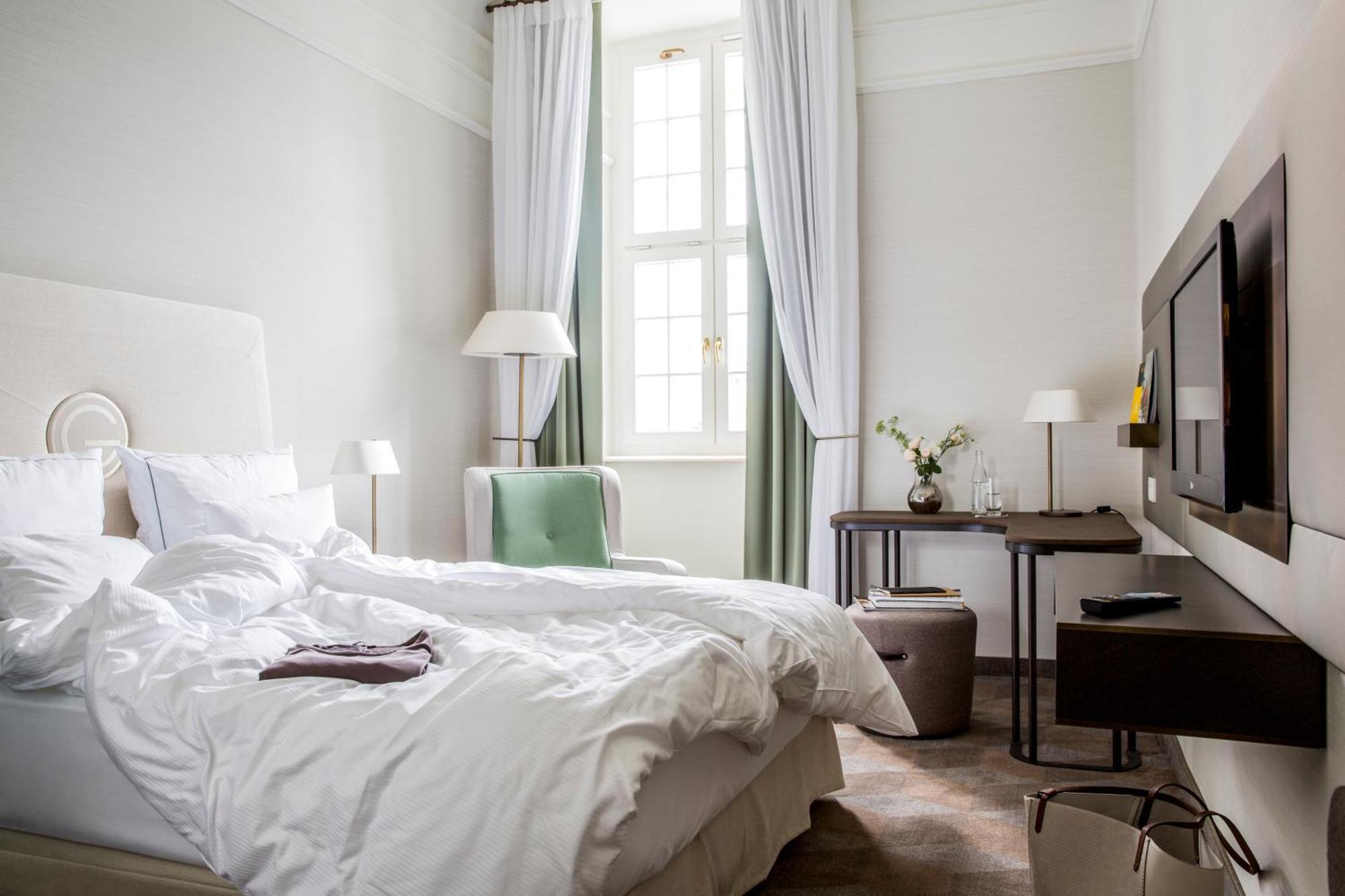 Standard Room King Guest room 1 King