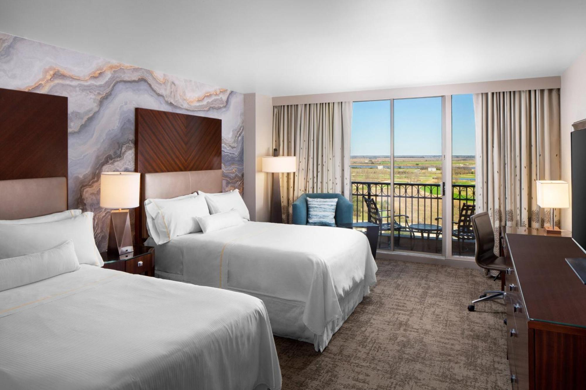 Guest room 2 Double Golf view Balcony