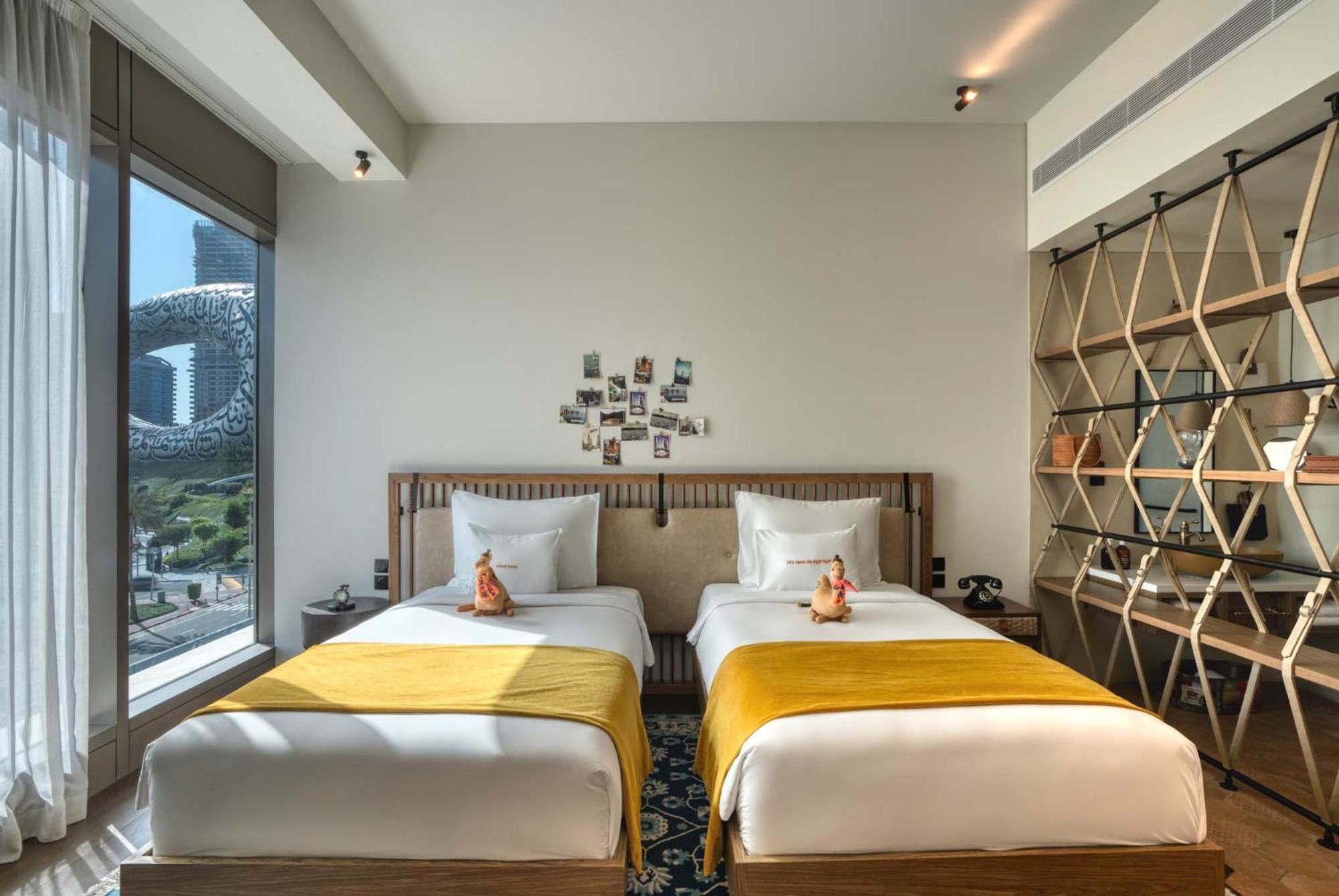 Large Glamping Twin Room Museum View