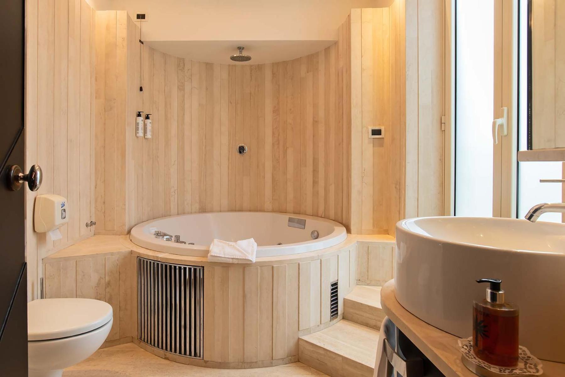Exclusive Double Room Spa Bath
