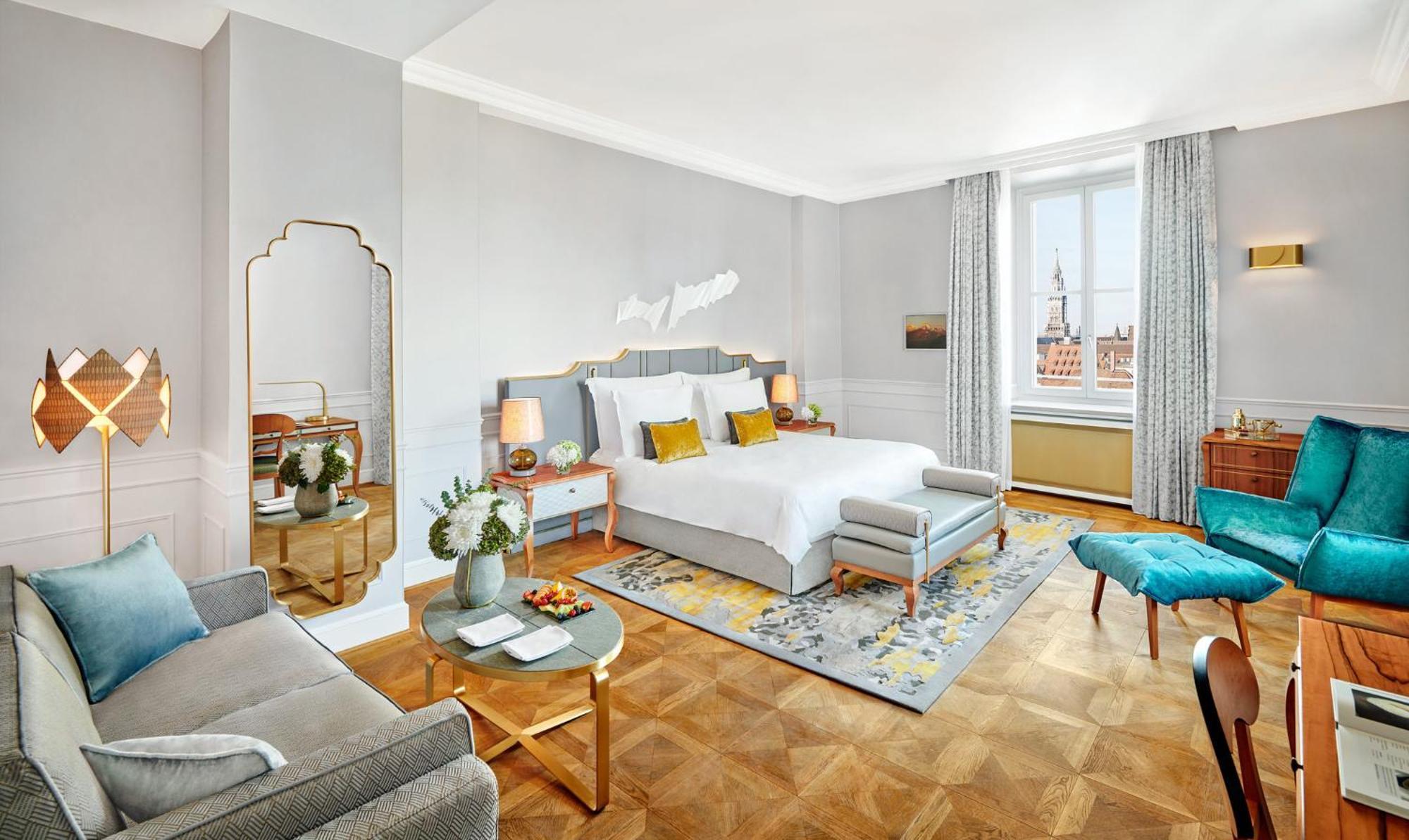 Mandarin King Room