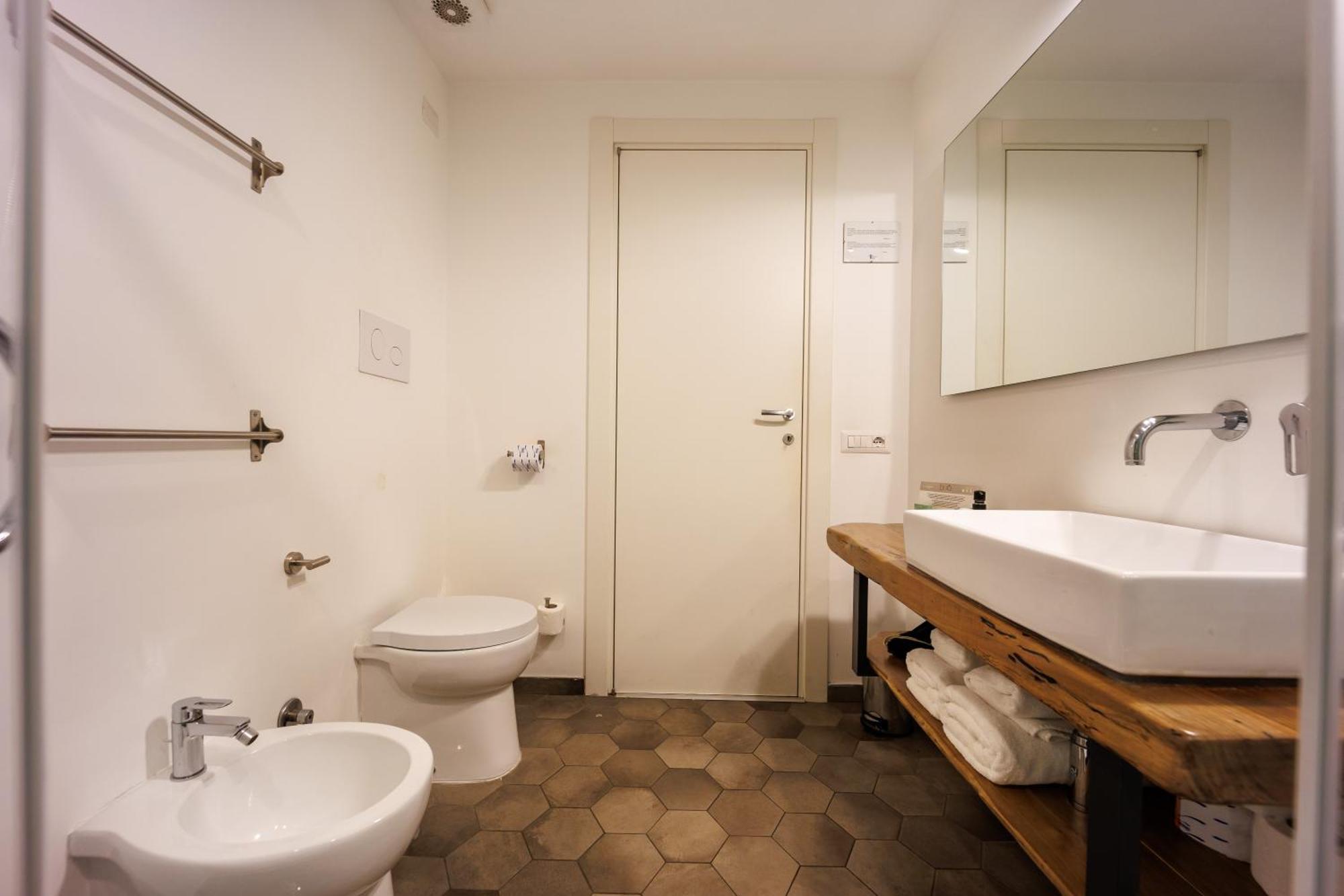 Deluxe Family Suite