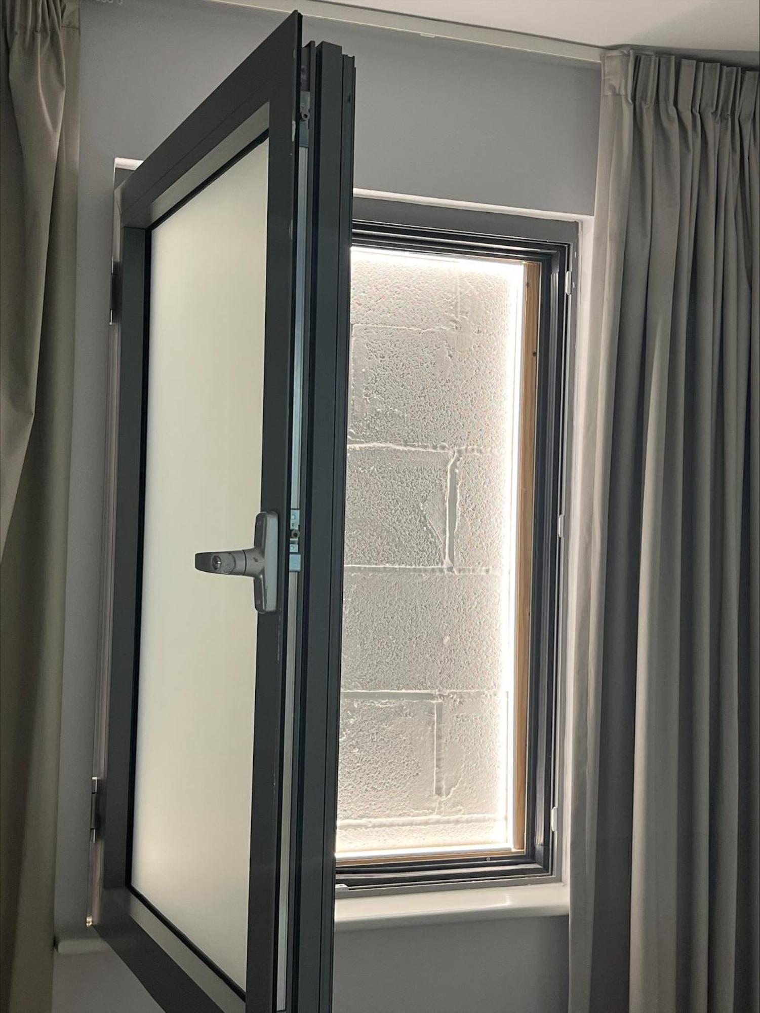 Double Room No Window