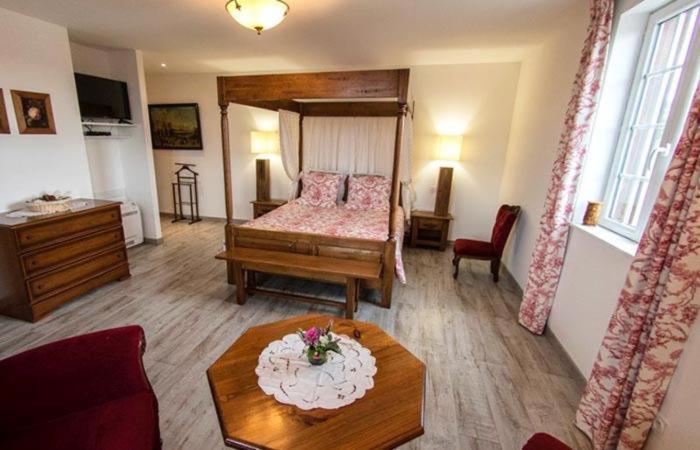 Deluxe Family Suite,1616249856:JPEG