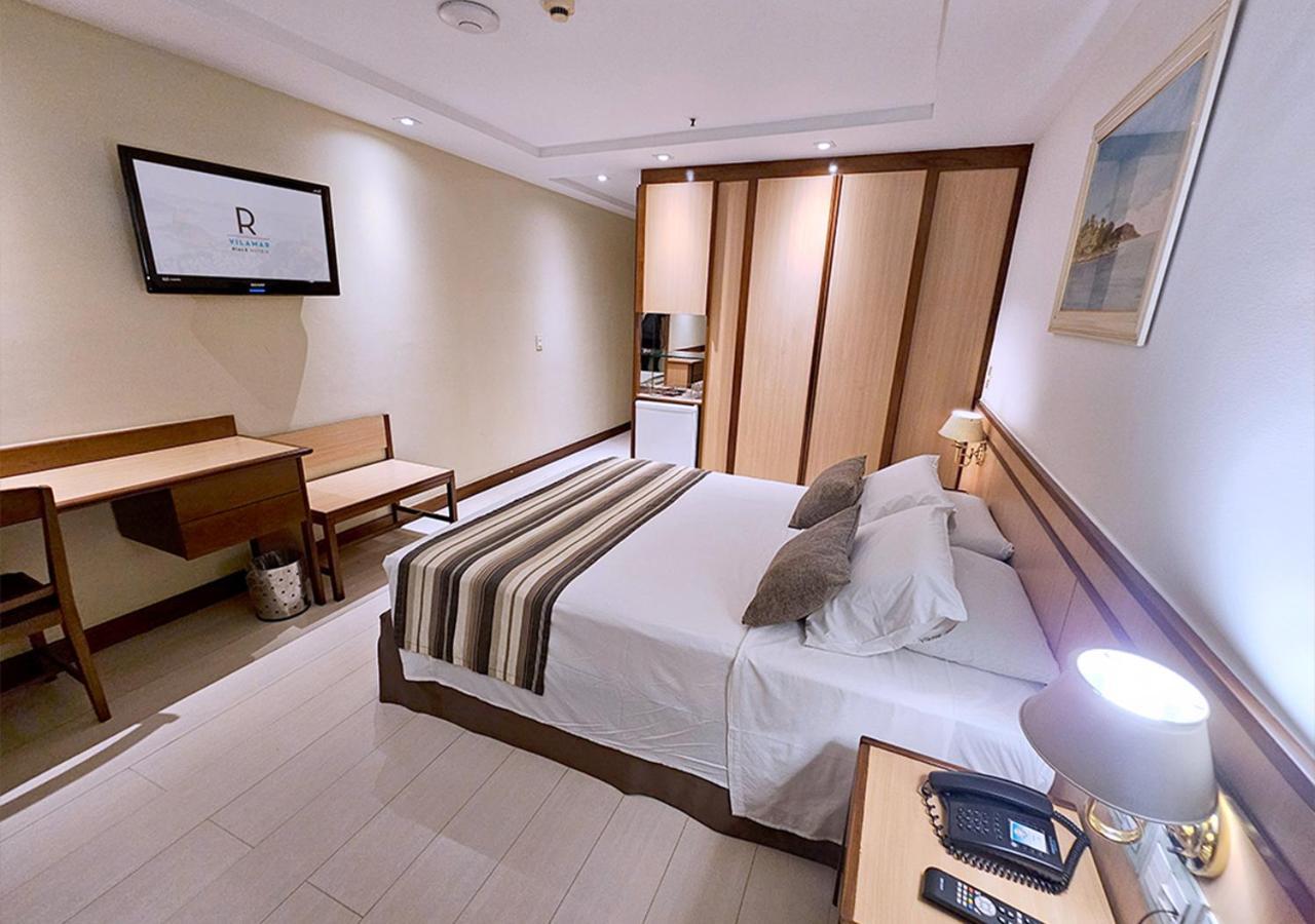 Quarto Duplo Superior com Cama de Casal