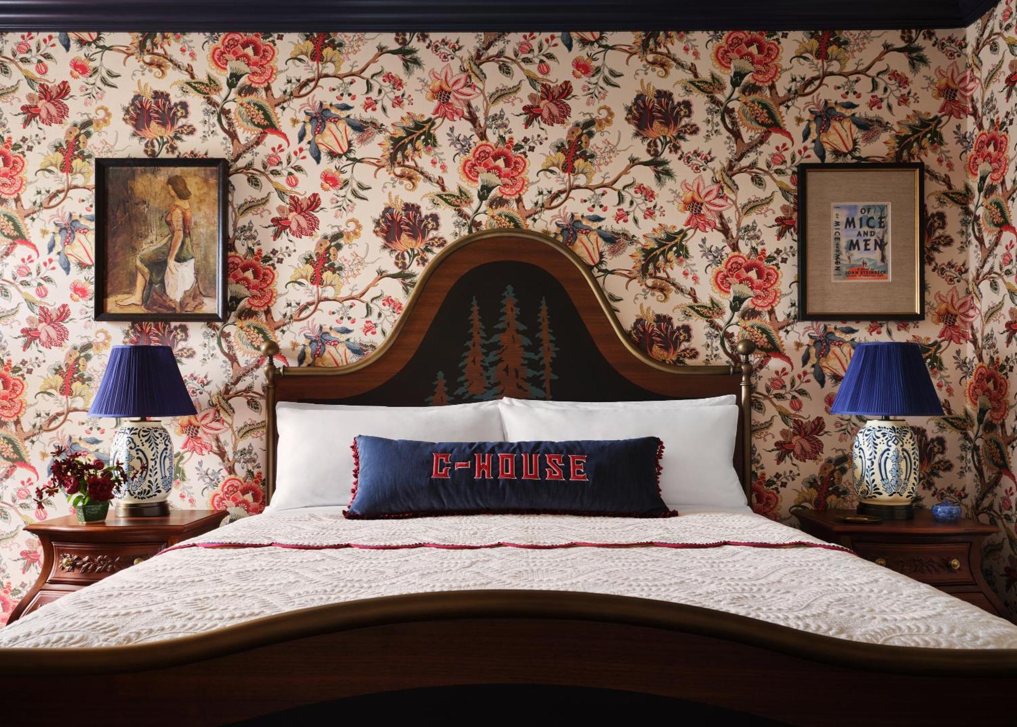 Graduate Corner King Room