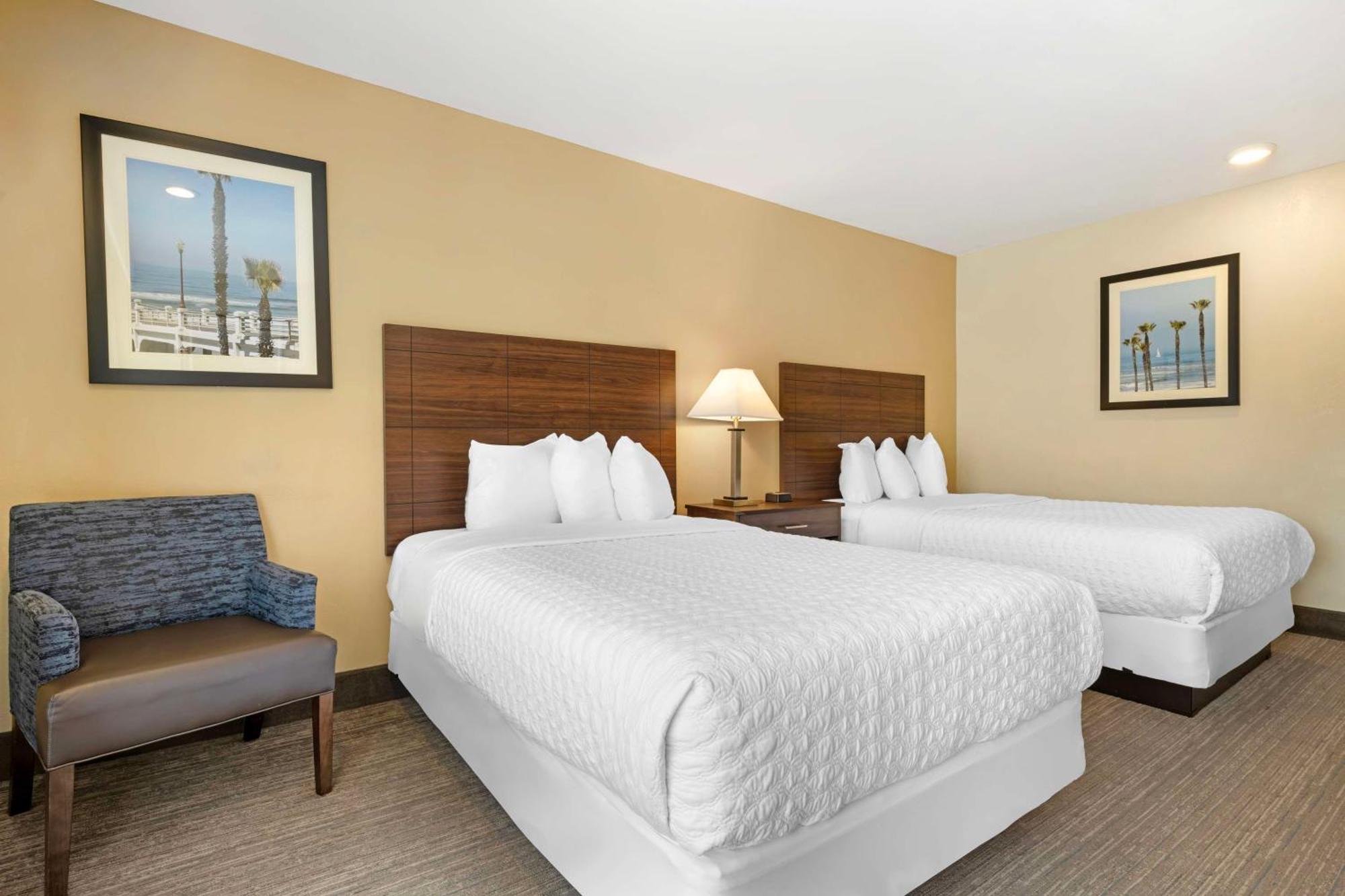 Quadruple Room with Two Double Beds - Non-Smoking