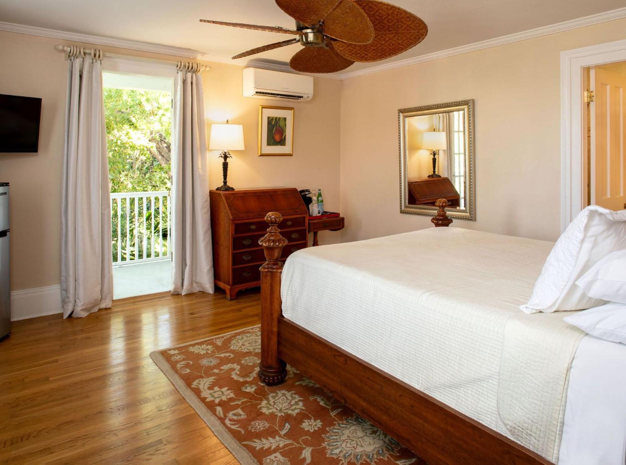 Single Room Balcony