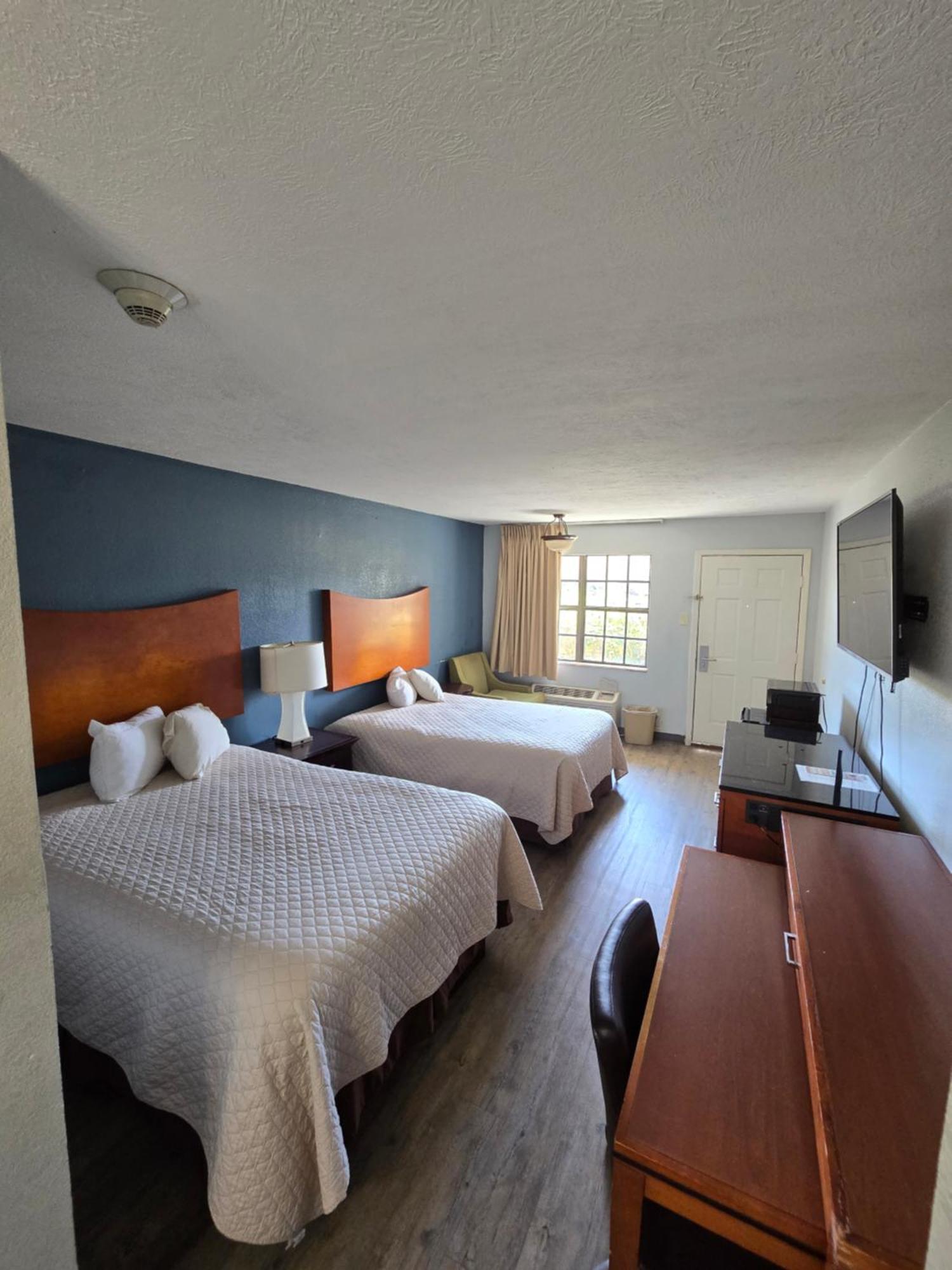 Double Room Smoking