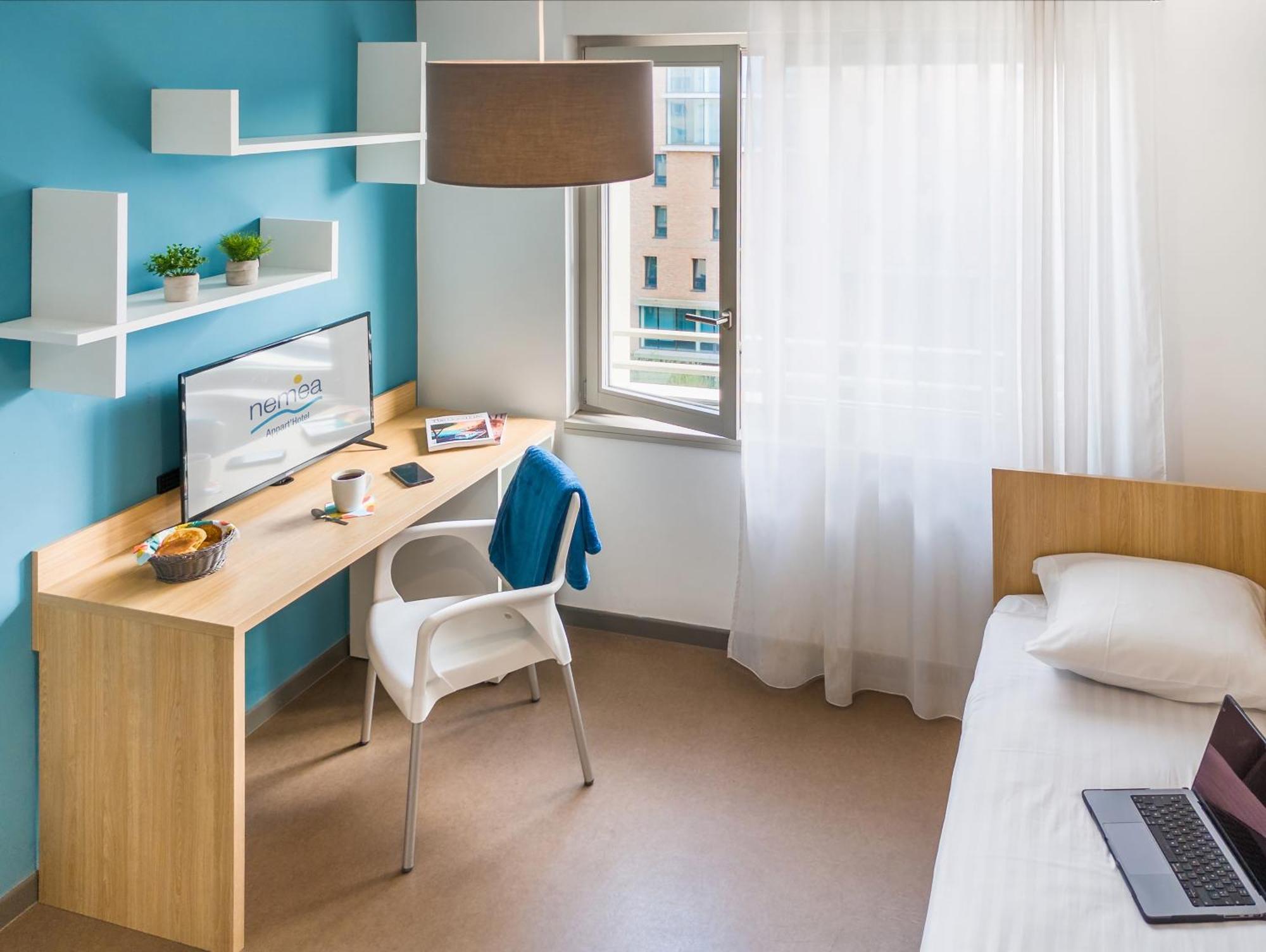 Studio Single Bed