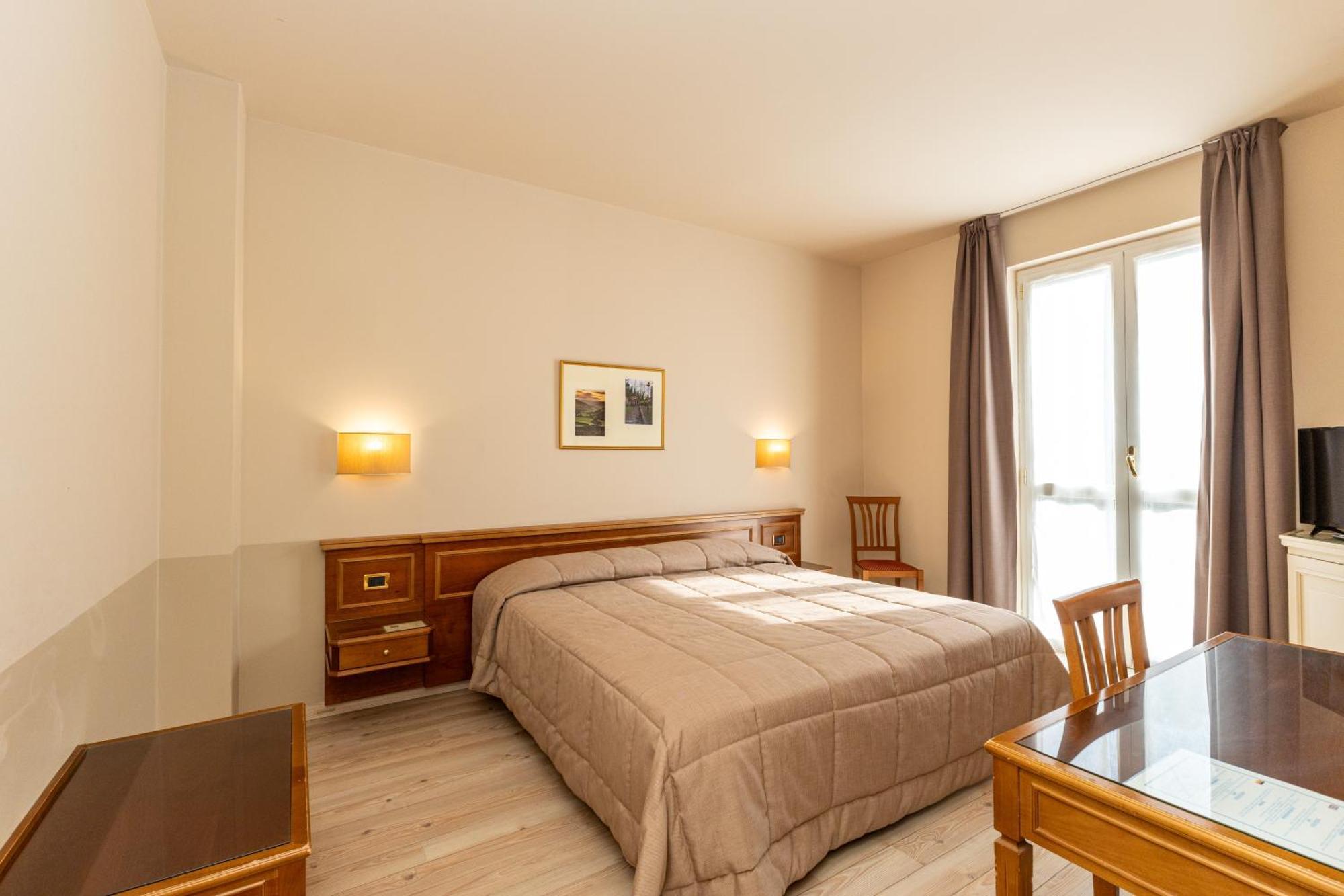 Superior Double or Twin Room,1617841043:JPEG
