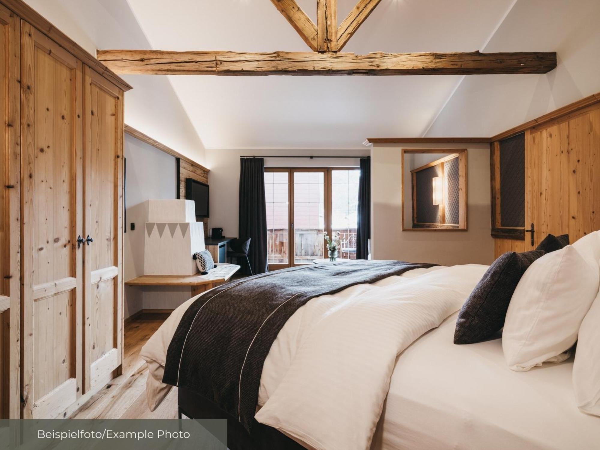 Grand Deluxe Room