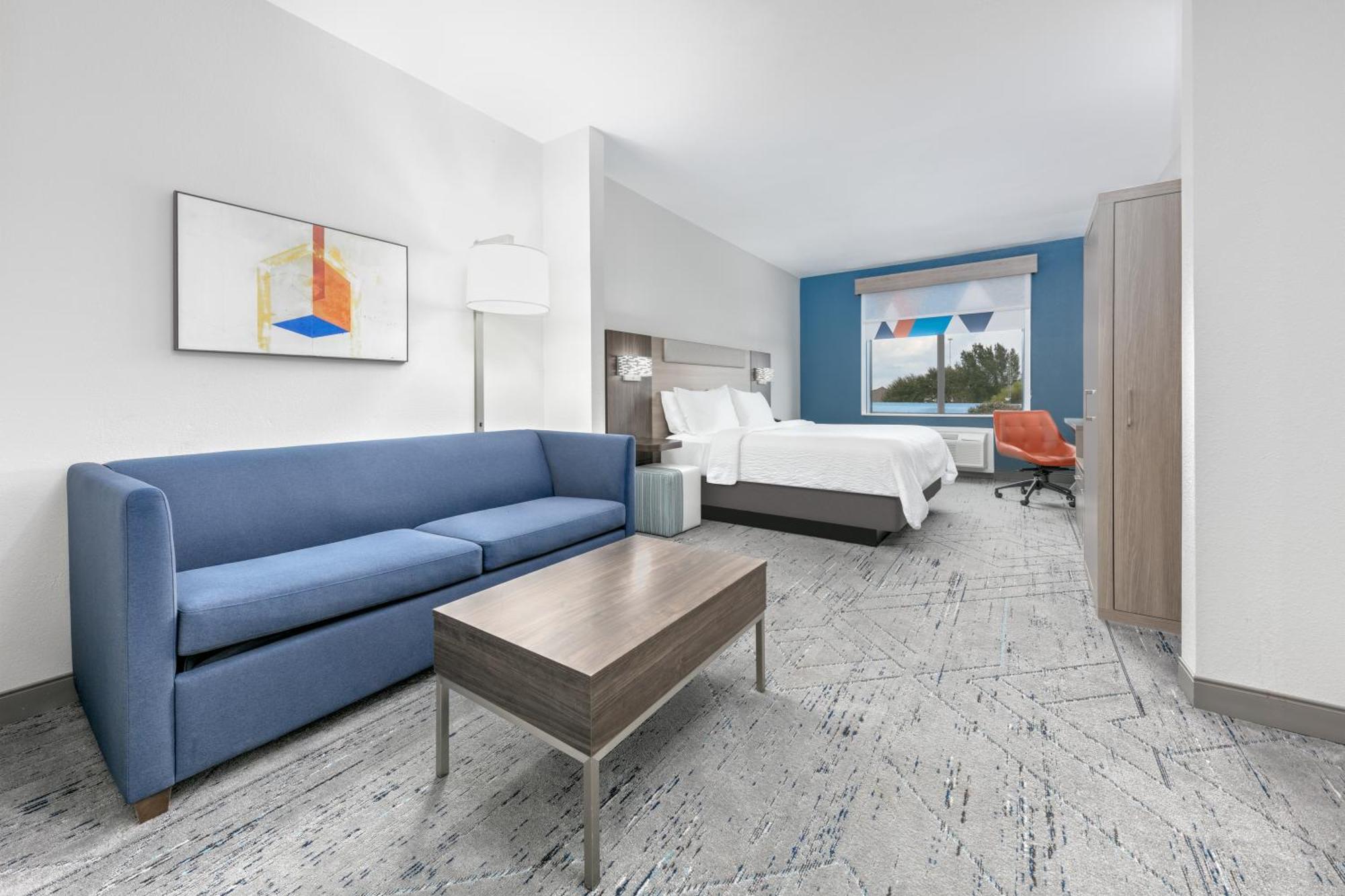 King Suite with Sofa Bed