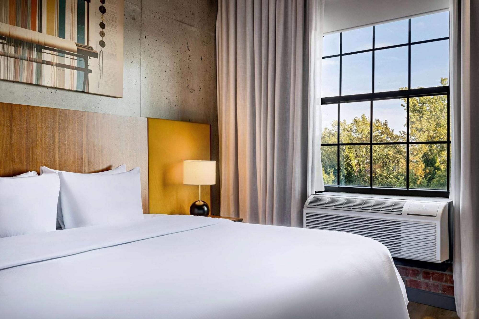 King Room - River View